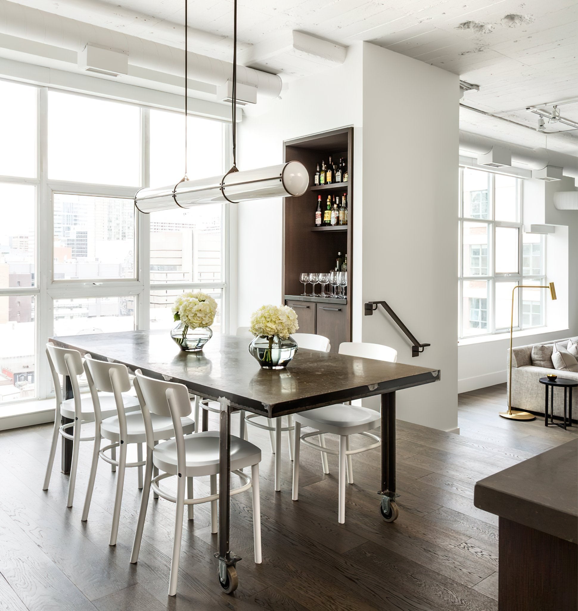 modern-minimalist-cylindrical-endless-led-pendant-light-for-dining-room-and-office