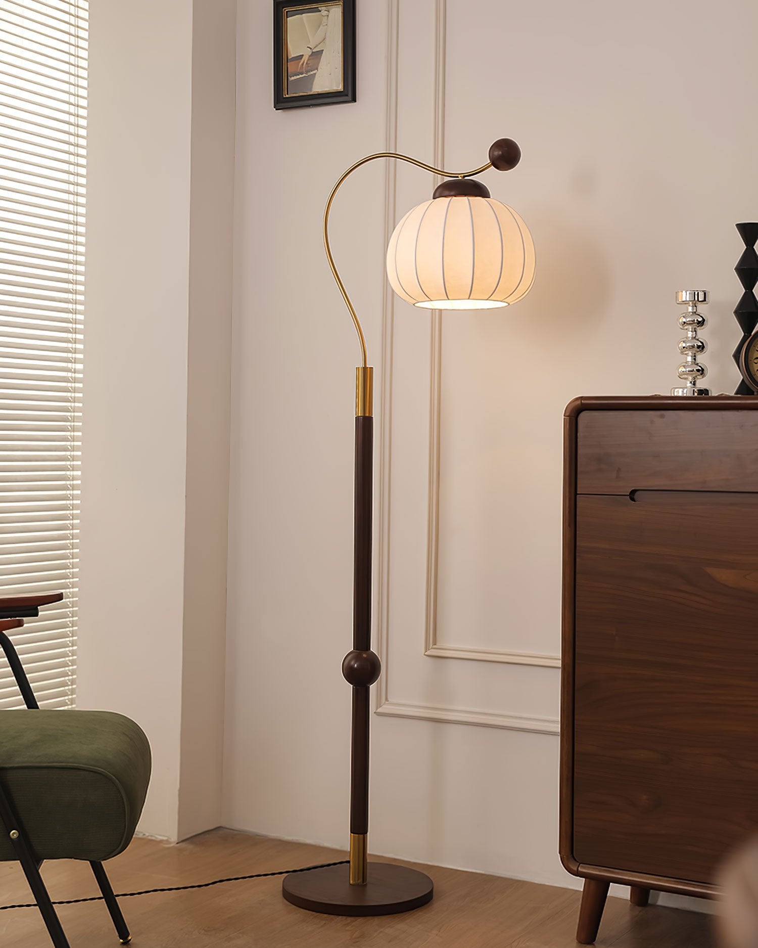eryn-elegant-silk-pumpkin-floor-lamp-with-solid-ash-wood-stand