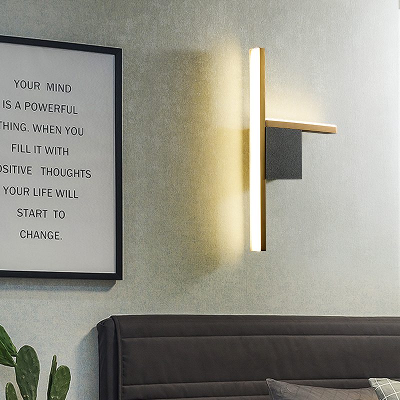modern-essence-brass-and-acrylic-wall-sconce-integrated-led-lighting-for-elegant-interiors