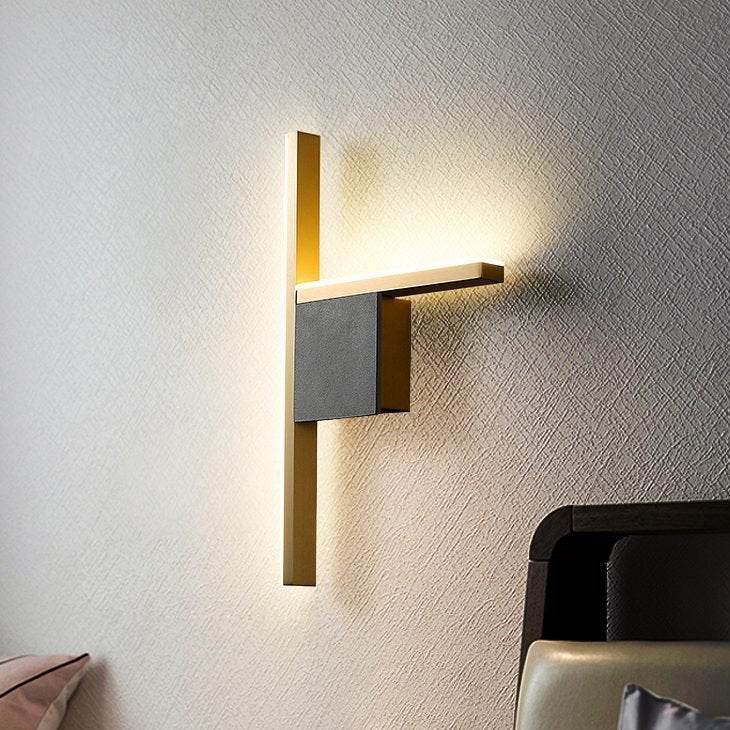 modern-essence-brass-and-acrylic-wall-sconce-integrated-led-lighting-for-elegant-interiors
