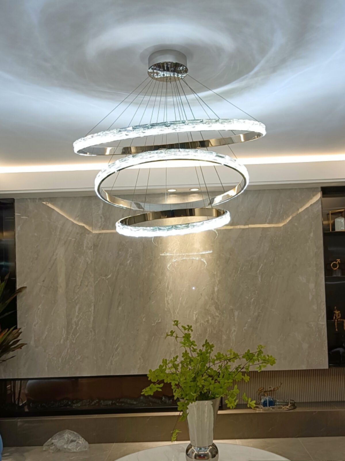 modern-silver-crystal-led-ring-chandelier-pendant-light-for-living-dining-room