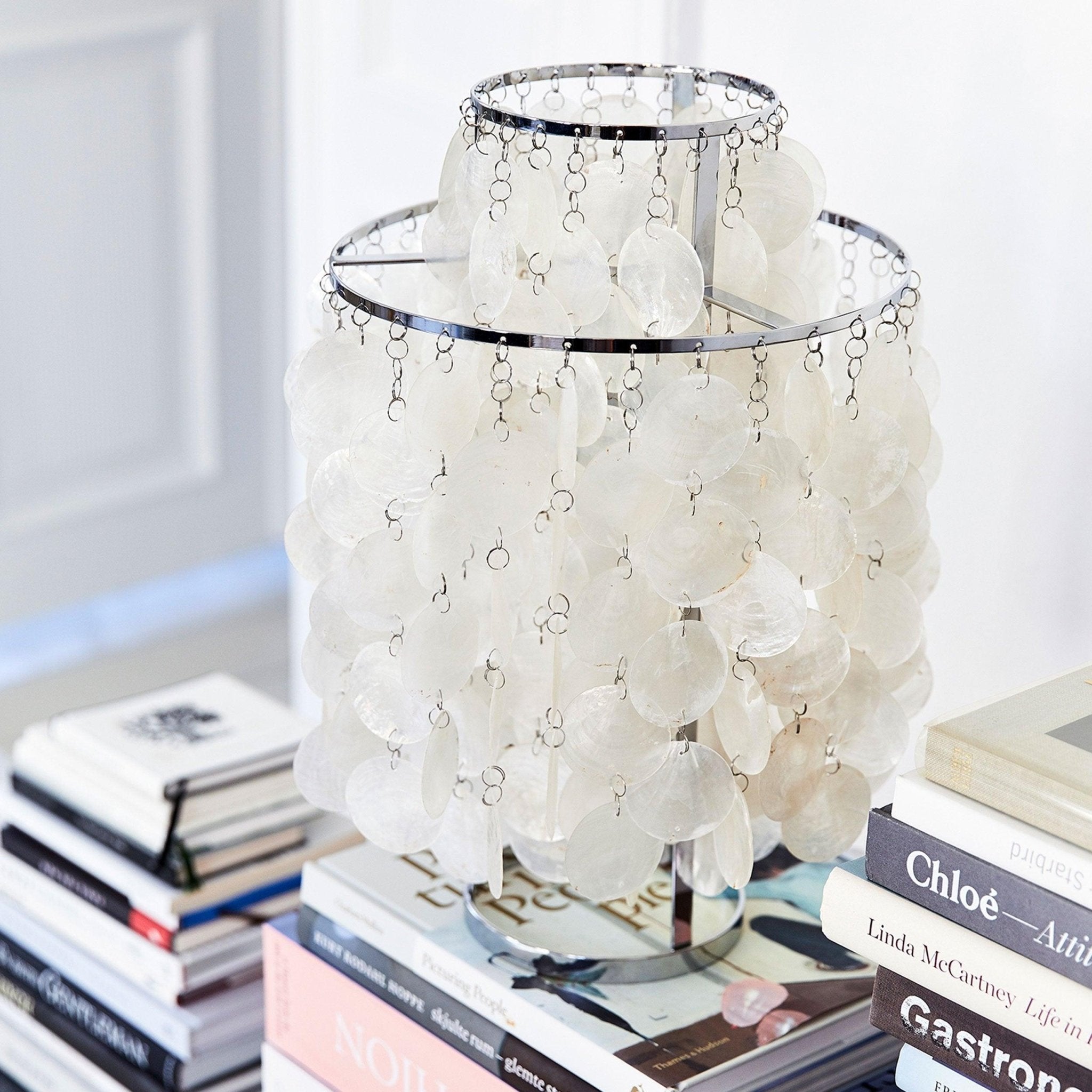 Natural Mother of Pearl Shell Table Lamp Round Coastal Bedside Light for Modern Interiors
