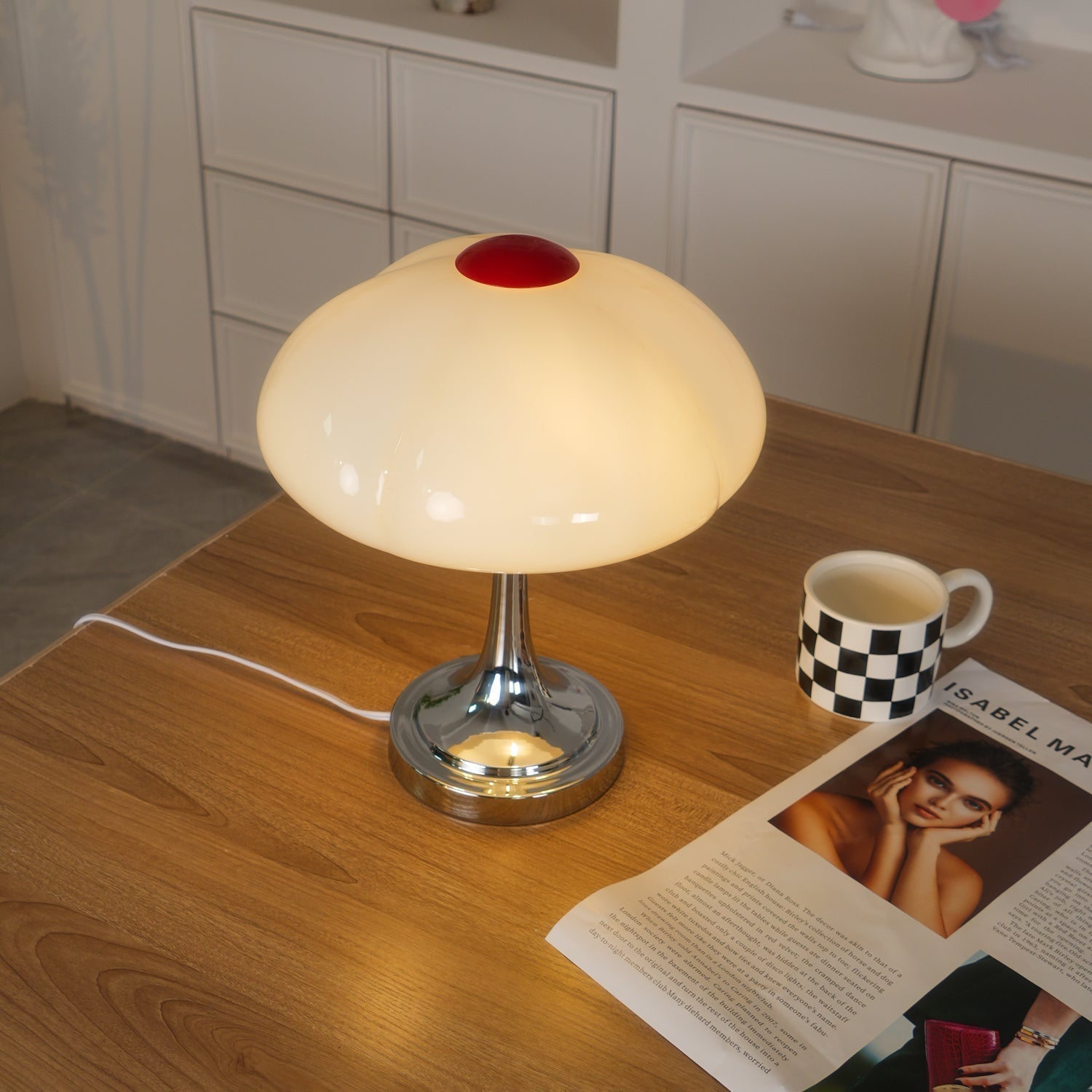 Modern Flower Petal Glass Table Lamp Contemporary Chrome Accent Light for Bedroom and Living Room