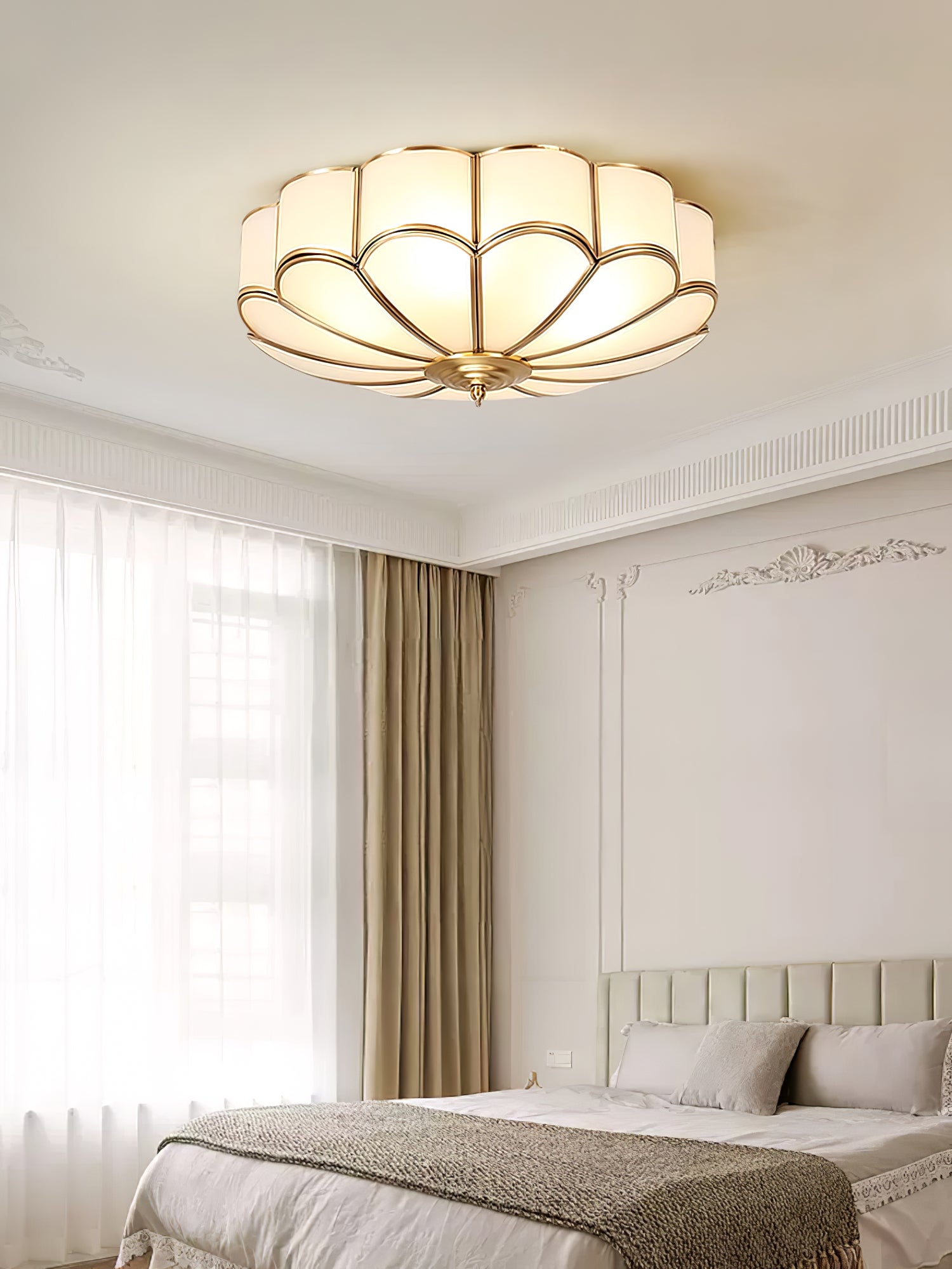 elegant-flower-shape-glass-flush-mount-ceiling-light-brass-floral-lighting-fixture
