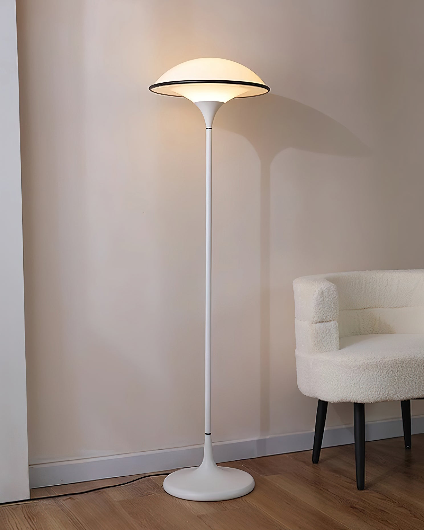 Fontana Modern Standing Lamp with Saucer Shade and Metal Pole for Ambient Lighting