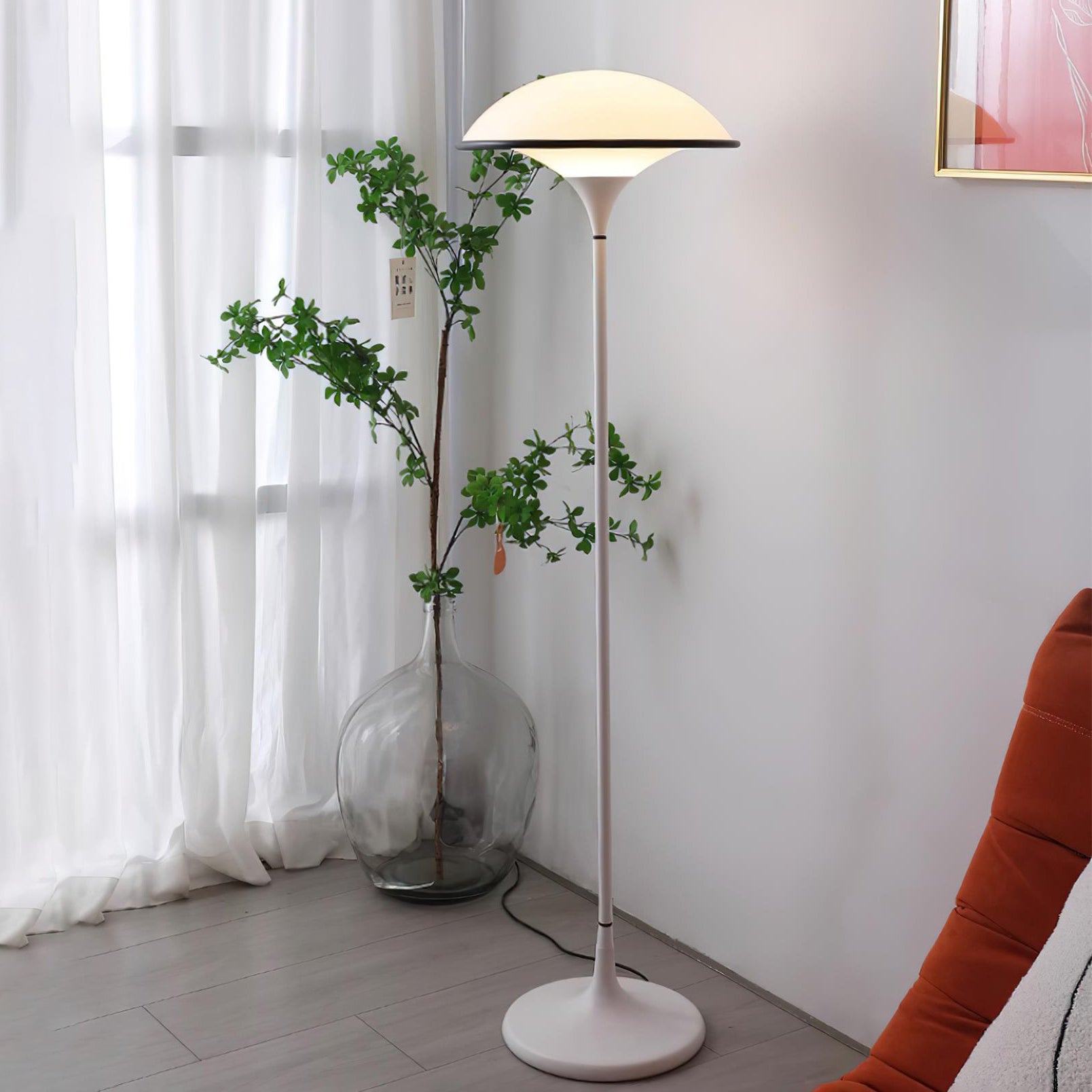 Fontana Modern Standing Lamp with Saucer Shade and Metal Pole for Ambient Lighting