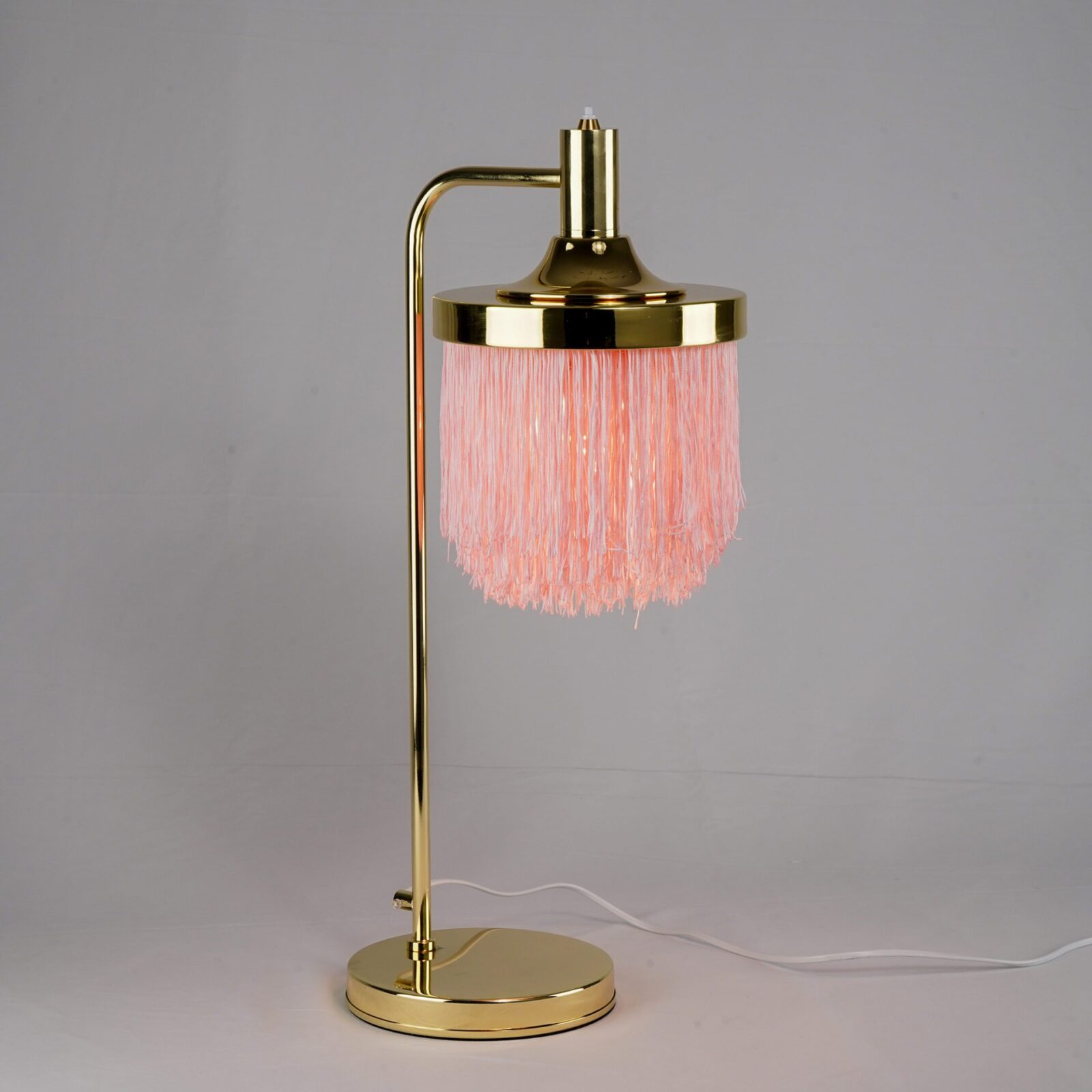 modern-nordic-tassel-fringe-table-lamp-with-pink-skirt-and-copper-metal-base