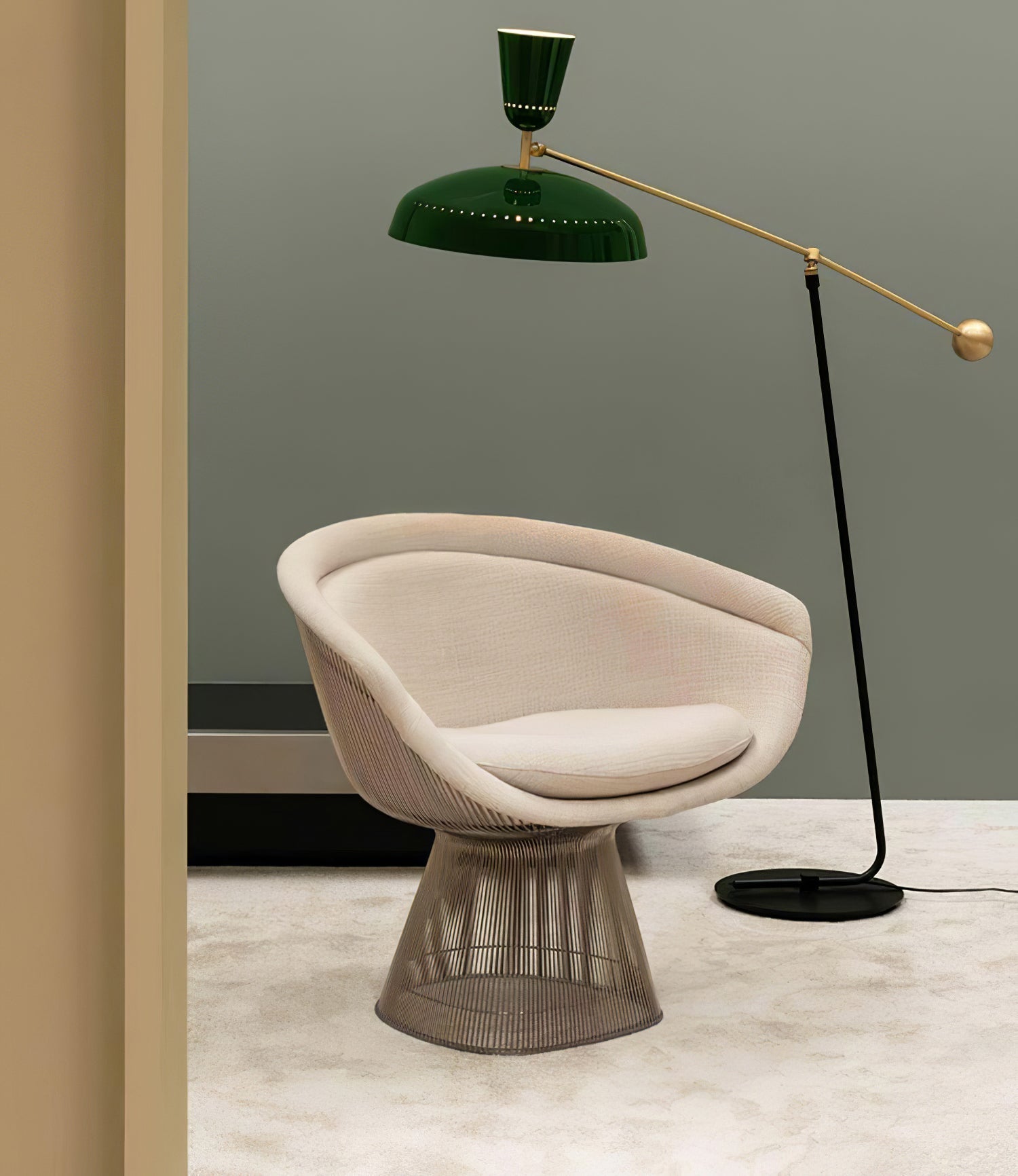 G1 Modern Brass Reading Floor Lamp with Dual Light Source and Adjustable Shade