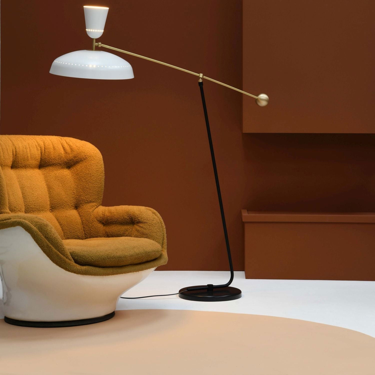 G1 Modern Brass Reading Floor Lamp with Dual Light Source and Adjustable Shade