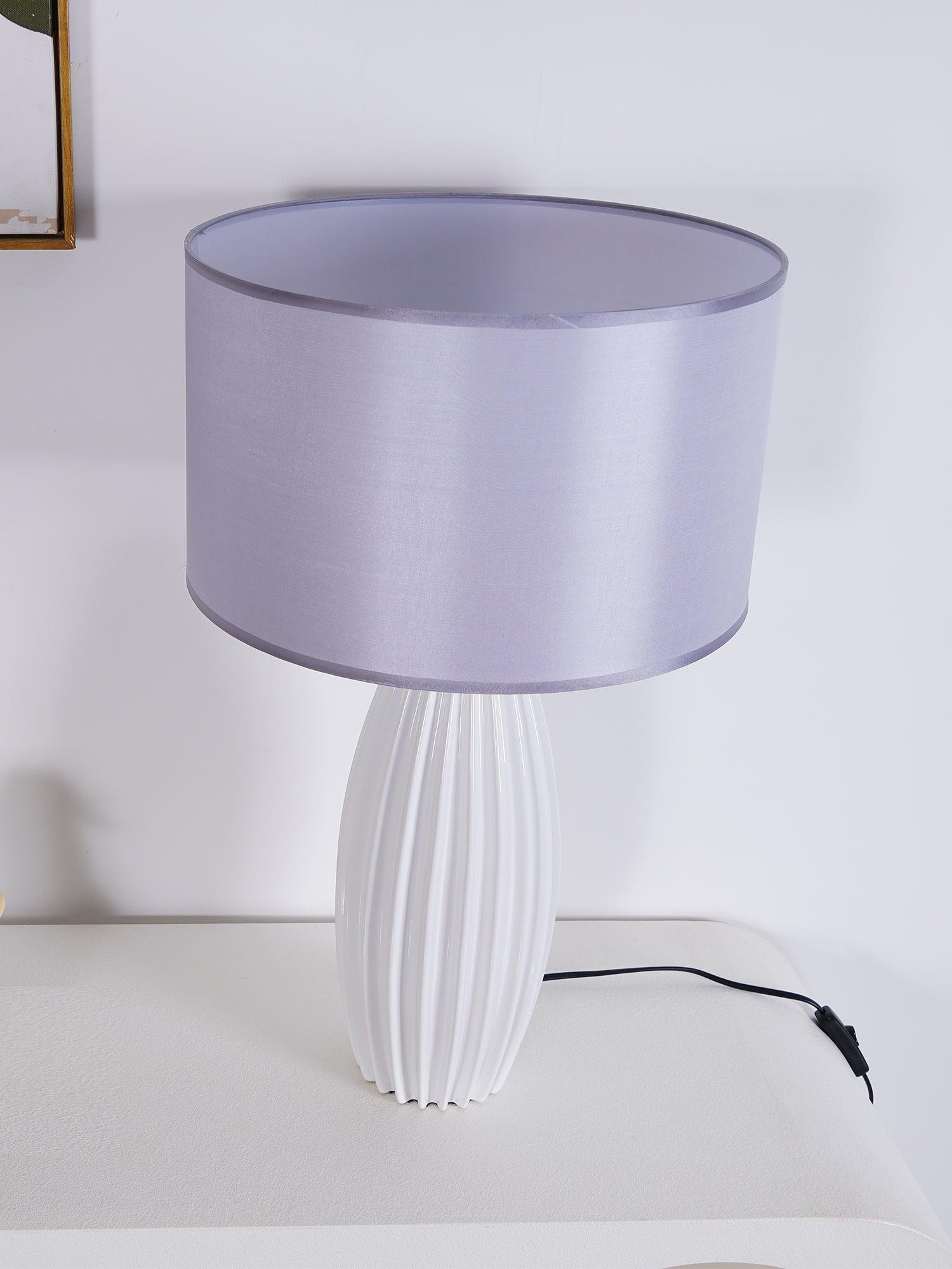 Elegant Fluted Ceramic Table Lamp with Linen Shade and Ribbed Body for Modern Nightstands