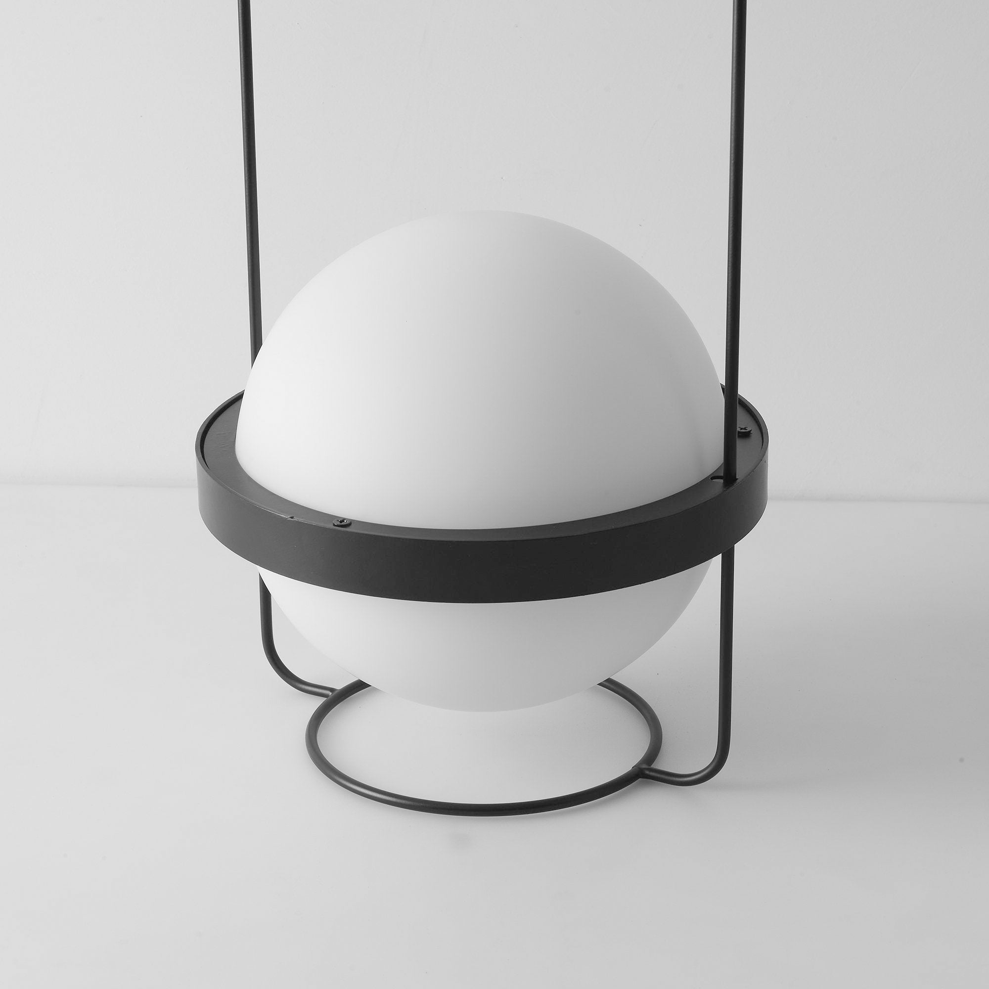 Modern Minimalist LED Table Lamp with Spherical Acrylic Diffuser for Bedside and Office