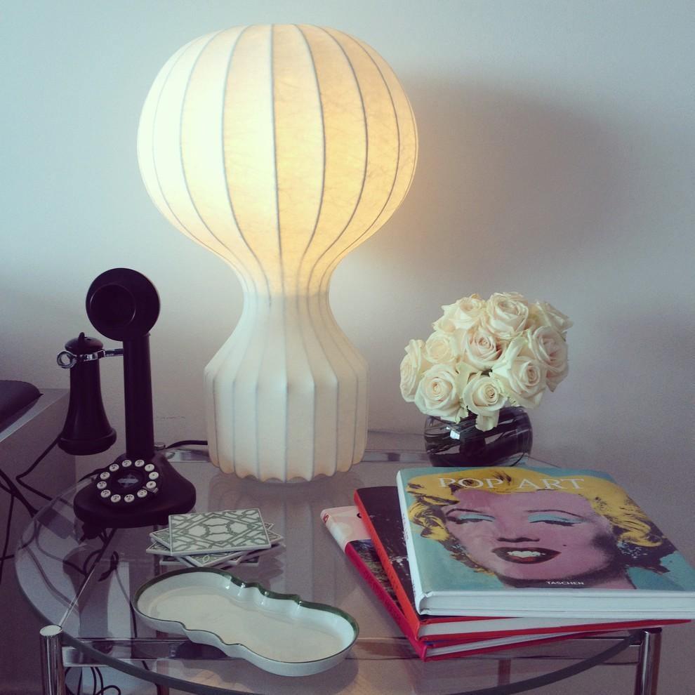 Modern Resin Cocoon Table Lamp Hot Air Balloon Style Soft Diffused Glow Bedside Lighting