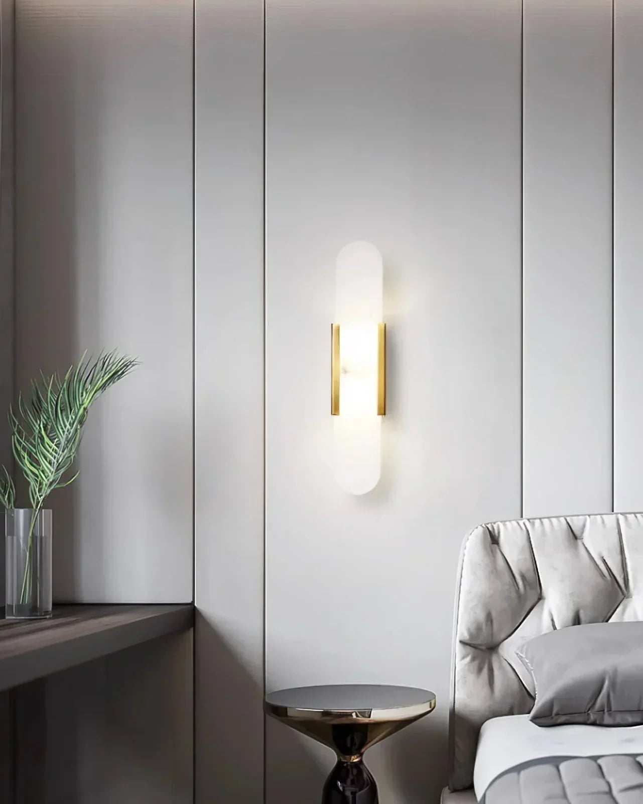 modern-elongated-alabaster-wall-sconce-luxury-natural-stone-led-light
