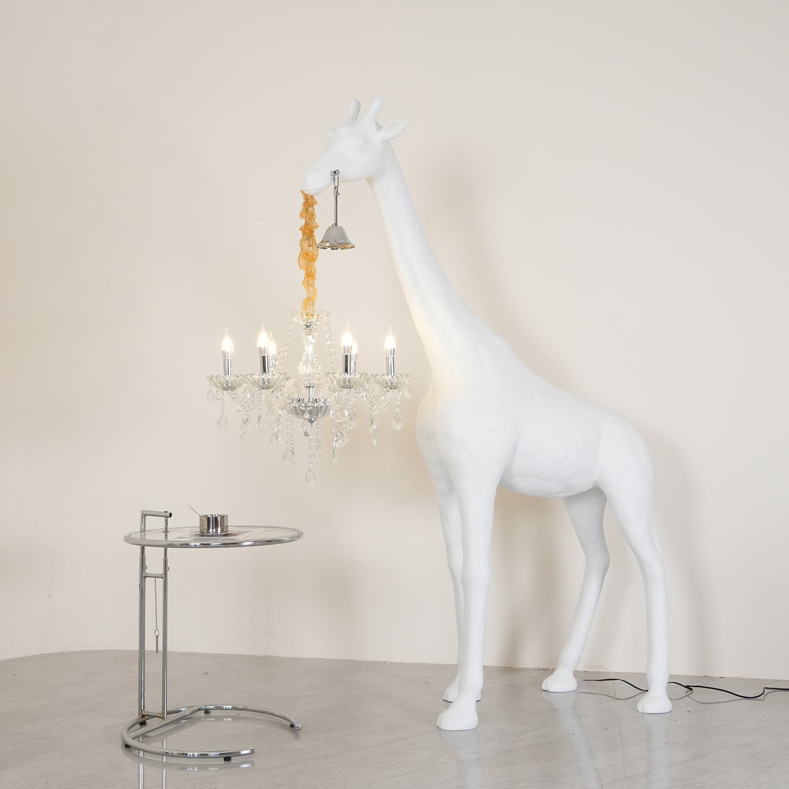giraffe-sculpture-floor-lamp-with-crystal-chandelier-luxury-animal-floor-light