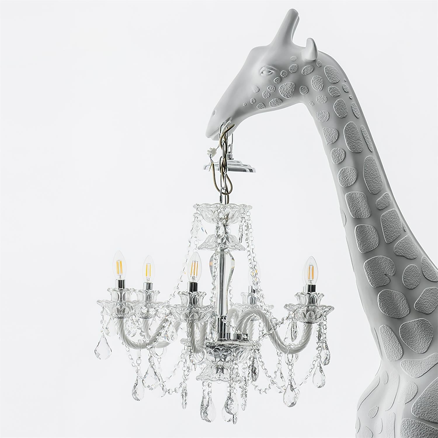 giraffe-sculpture-floor-lamp-with-crystal-chandelier-luxury-animal-floor-light