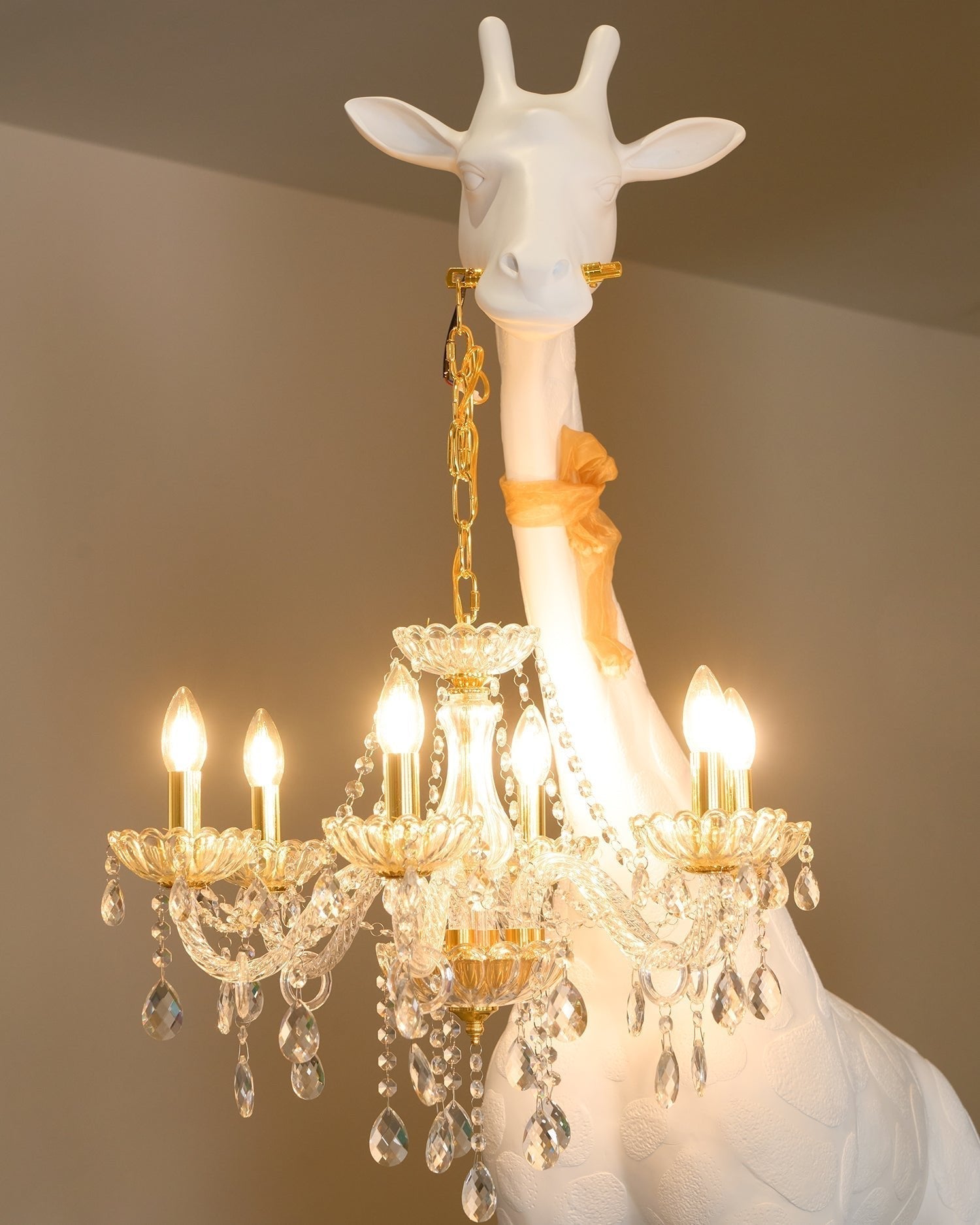 giraffe-sculpture-floor-lamp-with-crystal-chandelier-luxury-animal-floor-light