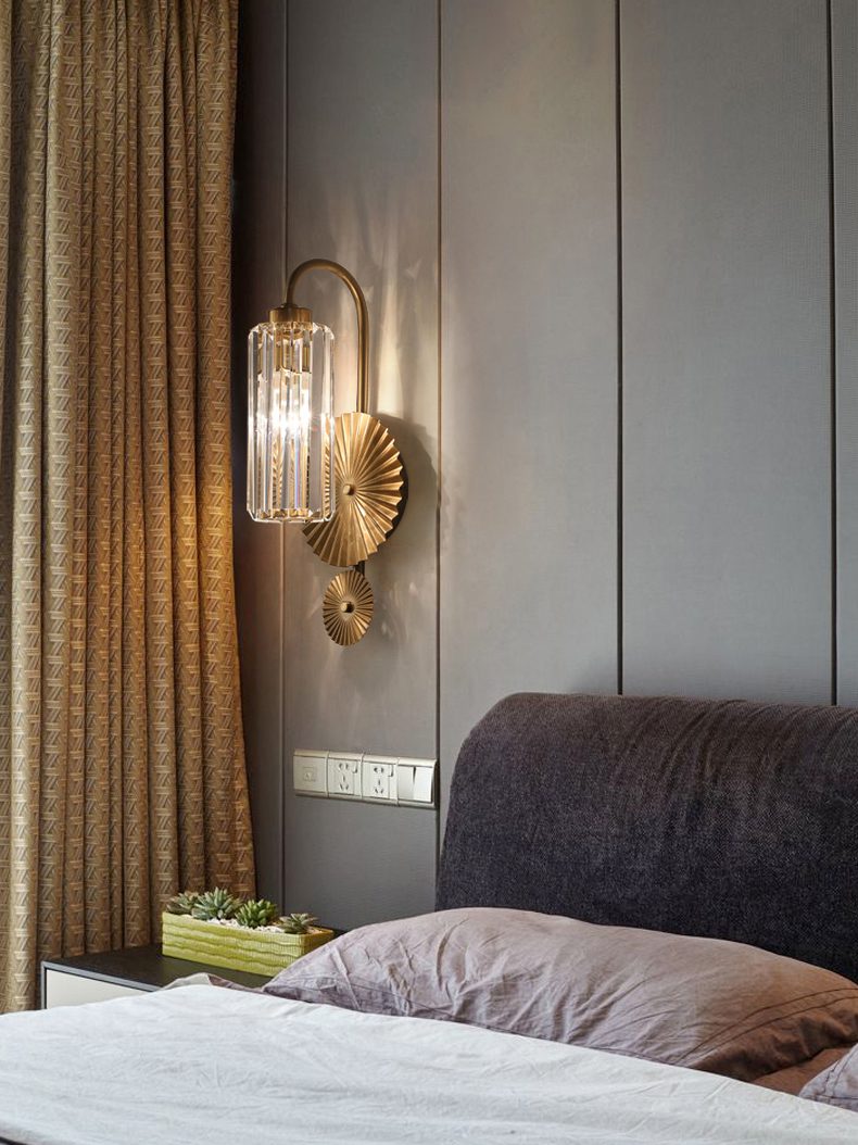 modern-gold-plated-crystal-wall-lamp-elegant-brass-sconce-for-luxury-living-room-lighting