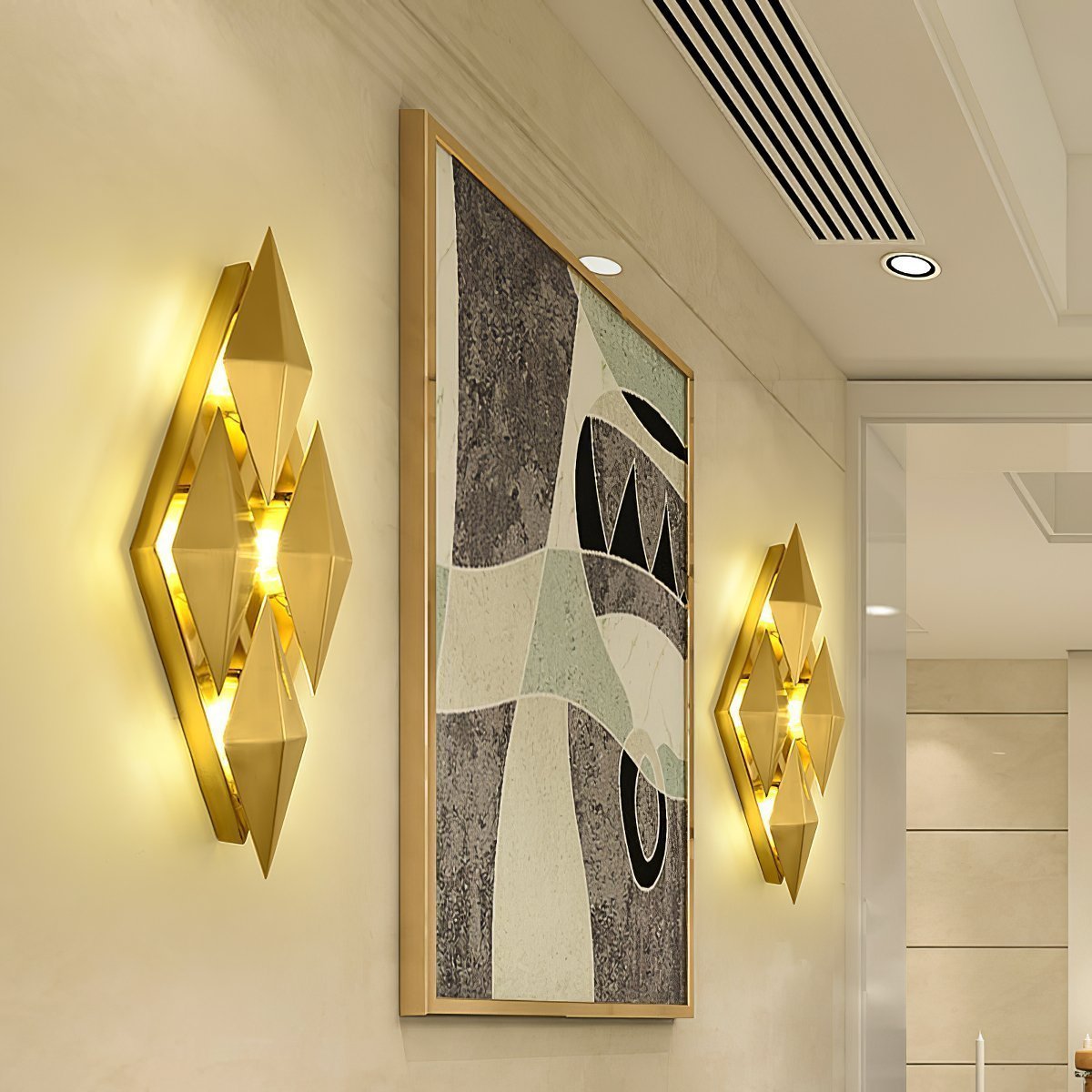 modern-golden-honeycomb-led-wall-sconce-with-gold-finish-geometric-design-for-luxury-interior-decor