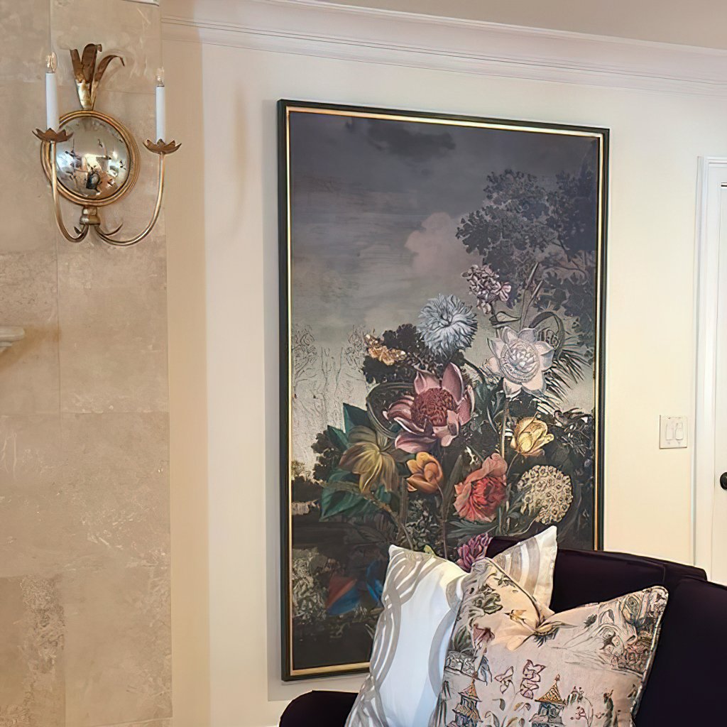 classic-distressed-brass-wall-sconce-with-antique-mirror-accent-for-traditional-hallways-and-living-rooms
