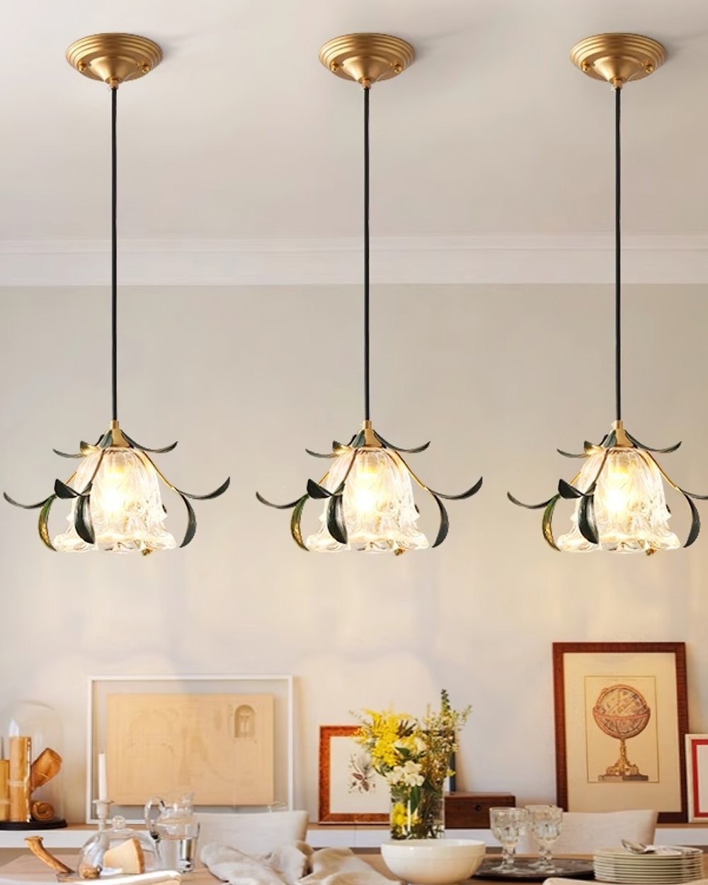 vintage-nature-inspired-green-leaf-floral-pendant-light-with-glass-flower-shade