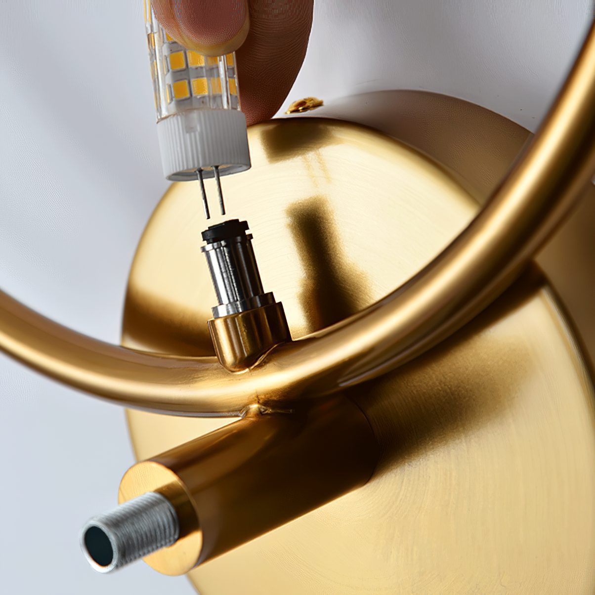 modern-geometric-circle-design-wall-sconce-gold-and-black-indoor-accent-lighting