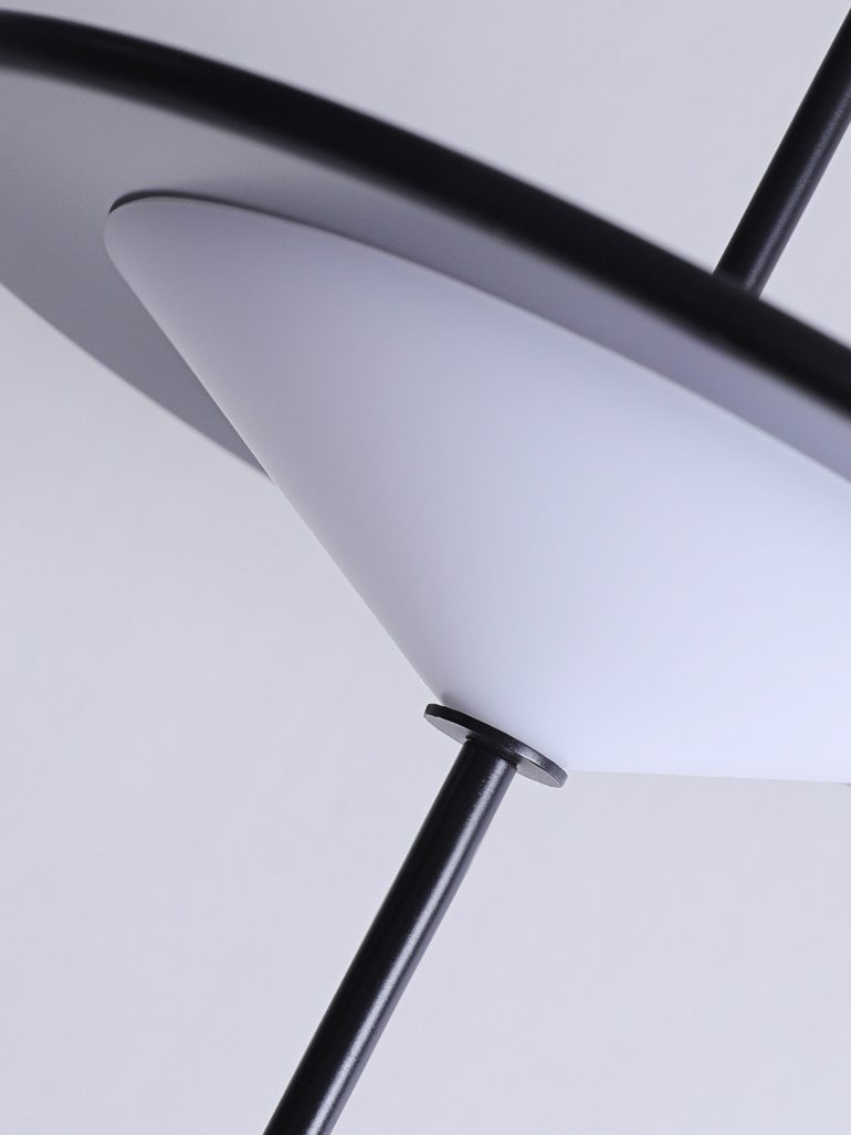 modern-minimalist-integrated-led-pendant-light-with-dual-layer-disc-shade