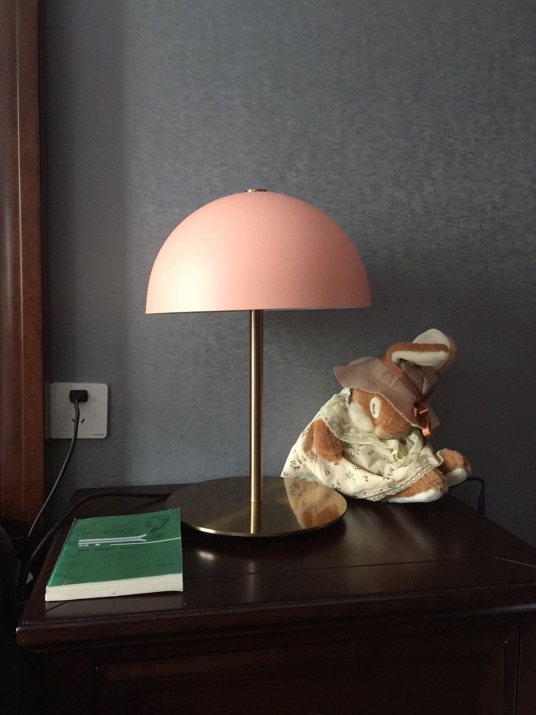 Modern Dome Metal Table Lamp Contemporary Mushroom Style Nightstand Light for Bedroom and Office