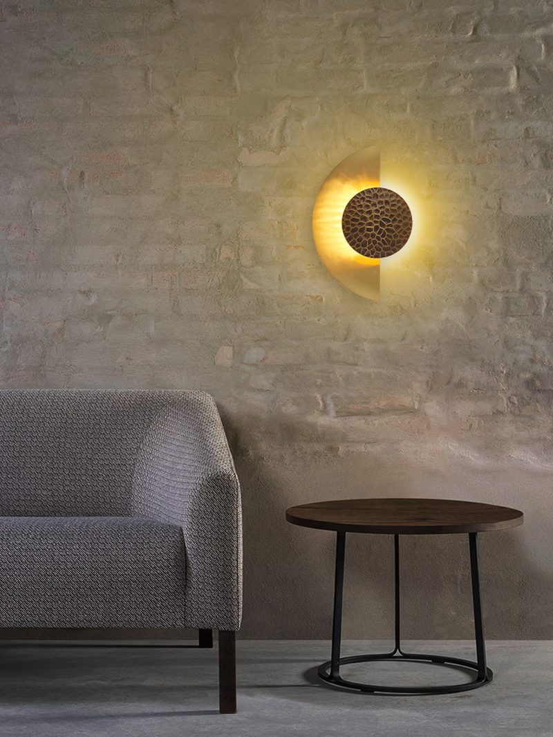 modern-helix-crescent-led-wall-sconce-textured-bronze-shield-light-in-gold-finish