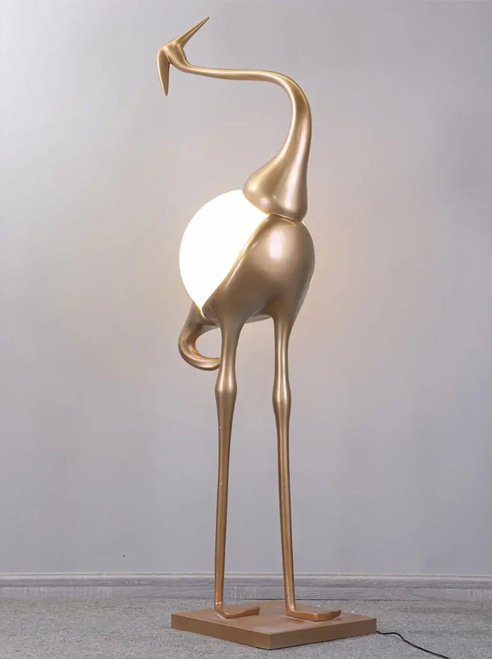 artistic-golden-heron-sculpture-standing-floor-lamp-for-modern-living-room-decor