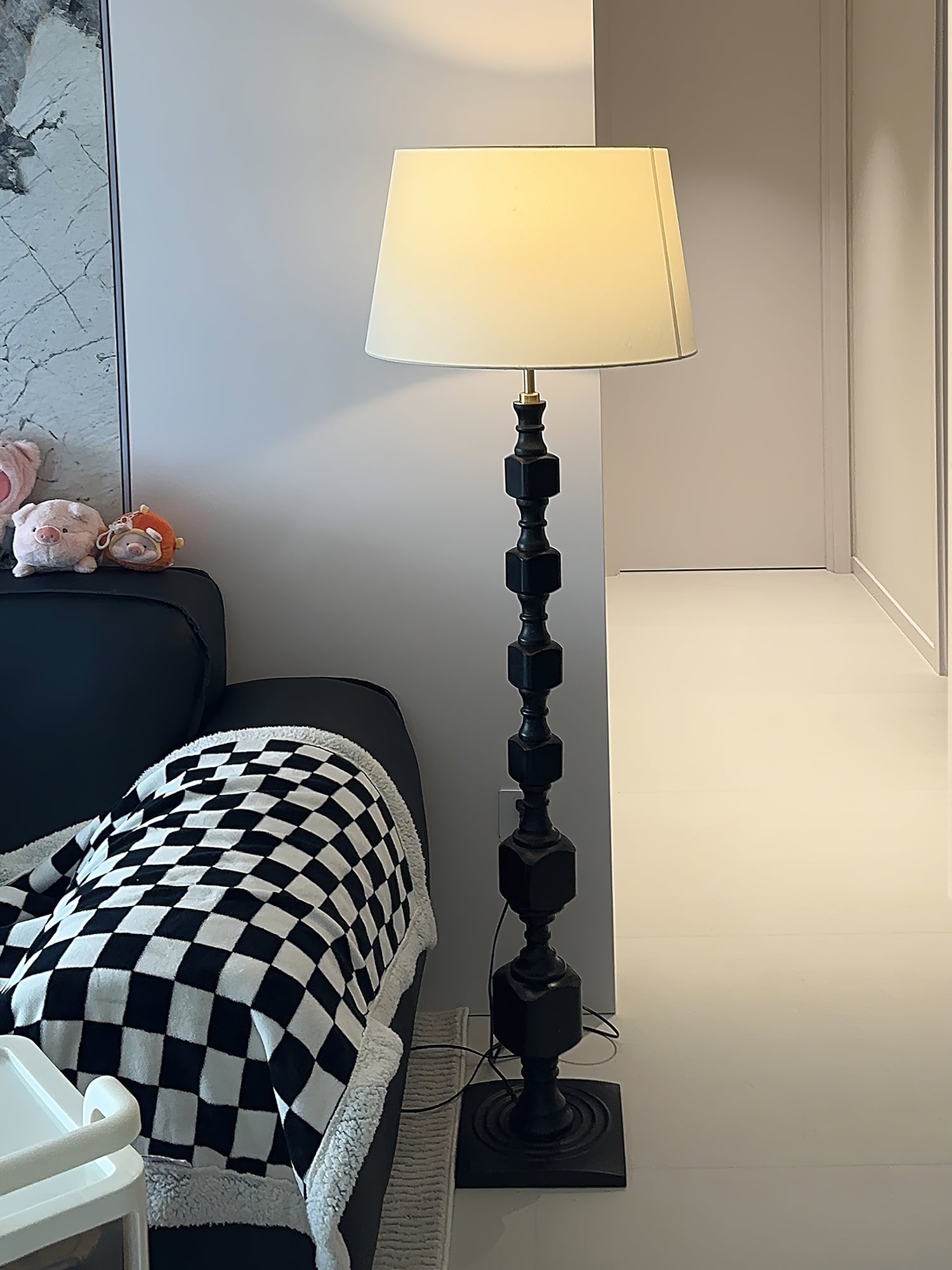 Modern Hexas Stacked Wood and Metal Floor Lamp with Architectural Hexagonal Design