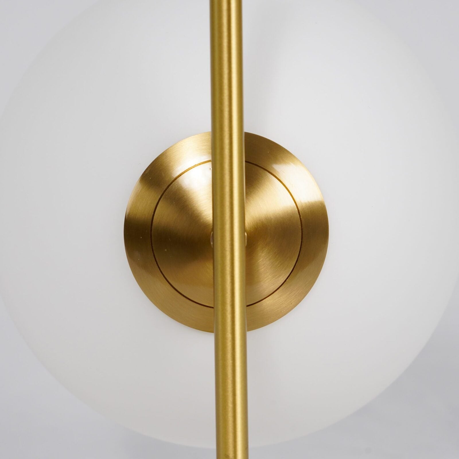 modern-opalescent-blown-glass-globe-table-lamp-with-flexible-steel-base-and-gold-finish