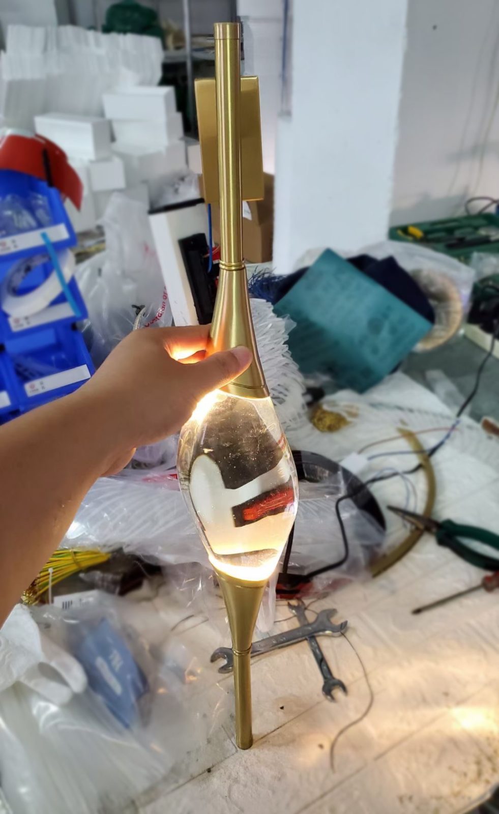 modern-female-figure-crystal-wall-lamp-elegant-brass-led-sconce-for-indoor-luxury-decor
