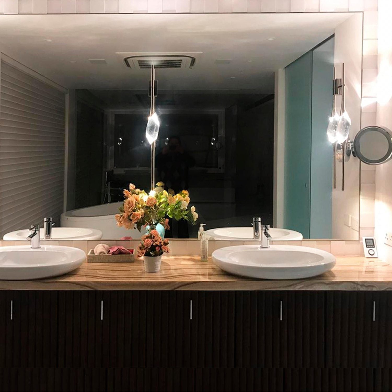modern-female-figure-crystal-wall-lamp-elegant-brass-led-sconce-for-indoor-luxury-decor