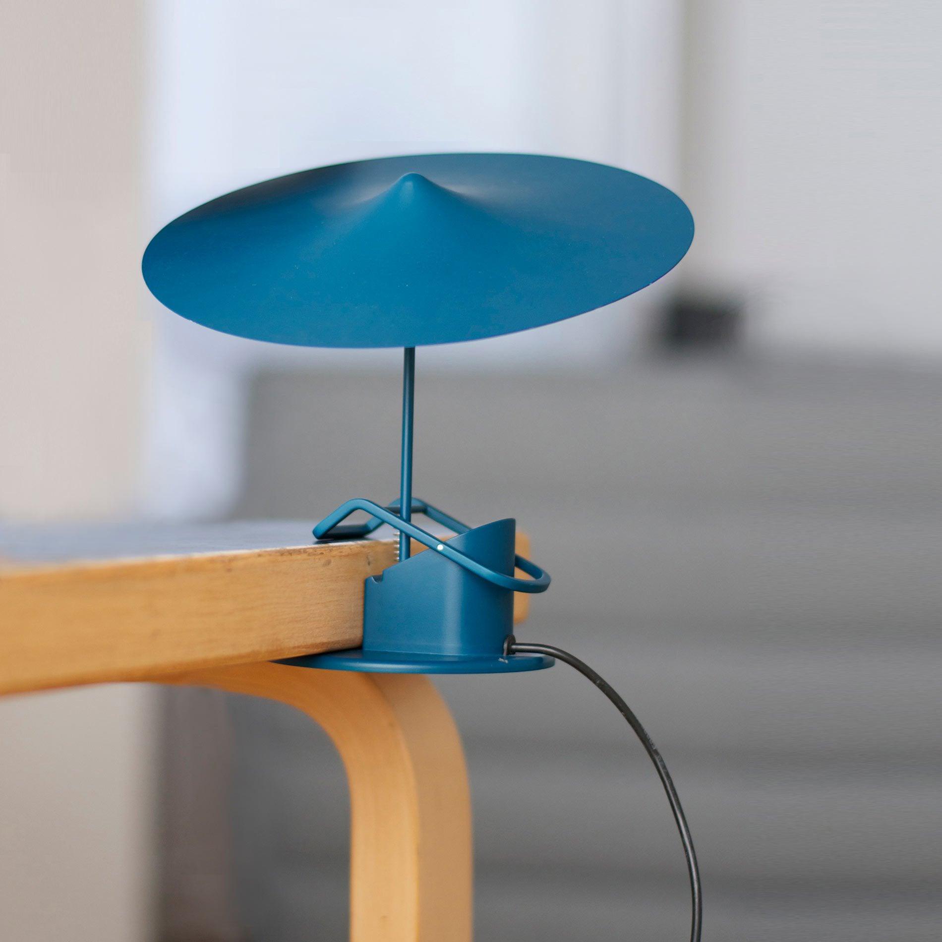 Modern Adjustable LED Task Lamp with Magnetic Ball Joint and Painted Aluminum Finish