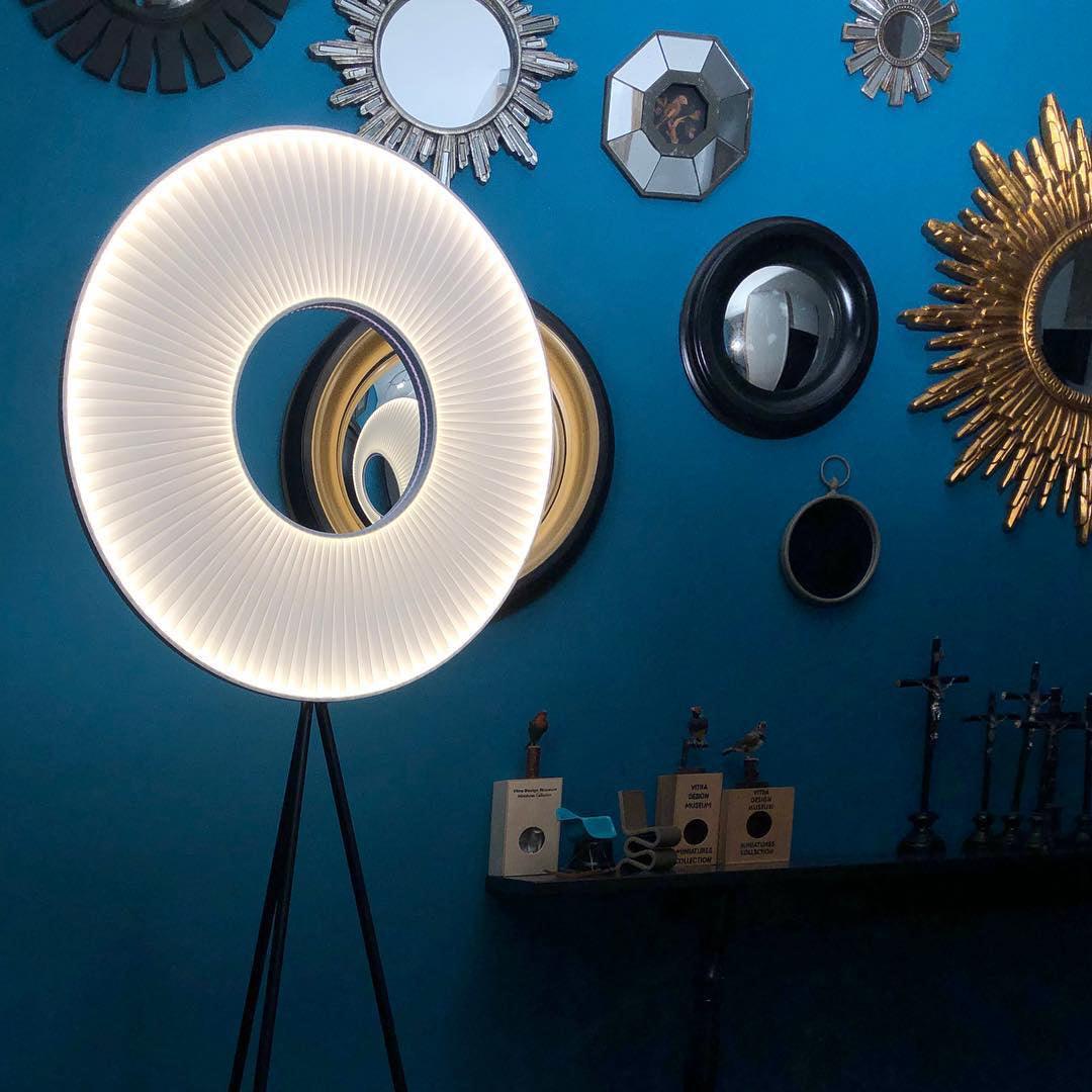Modern Iris LED Floor Lamp with White Fabric Shade and Adjustable Color Temperatures