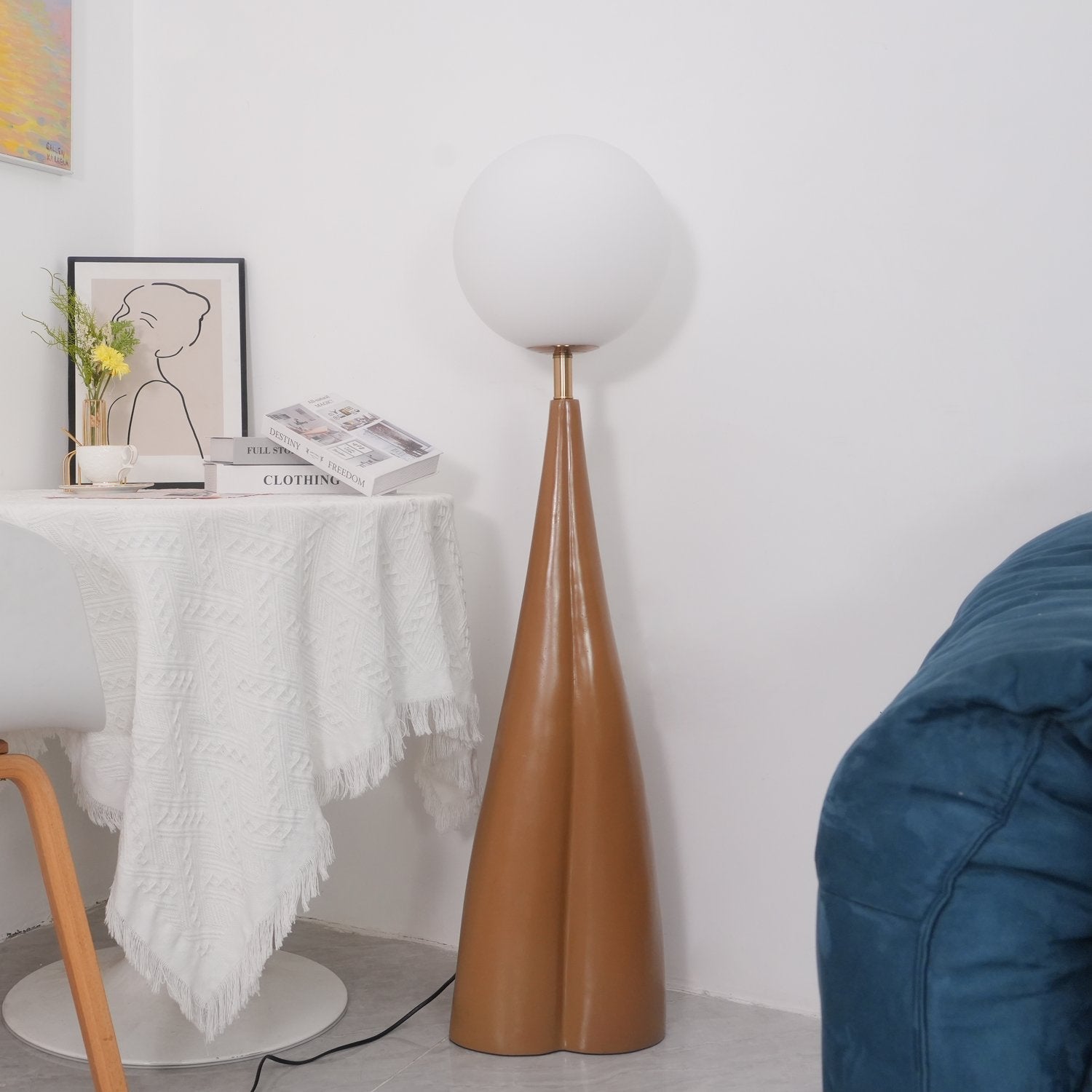 modern-blown-glass-floor-lamp-with-resin-base-and-opaline-diffuser-in-brown