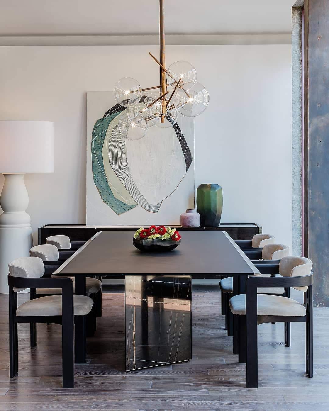 modern-glass-bubble-chandelier-with-burnished-brass-finish-and-led-integrated-lighting