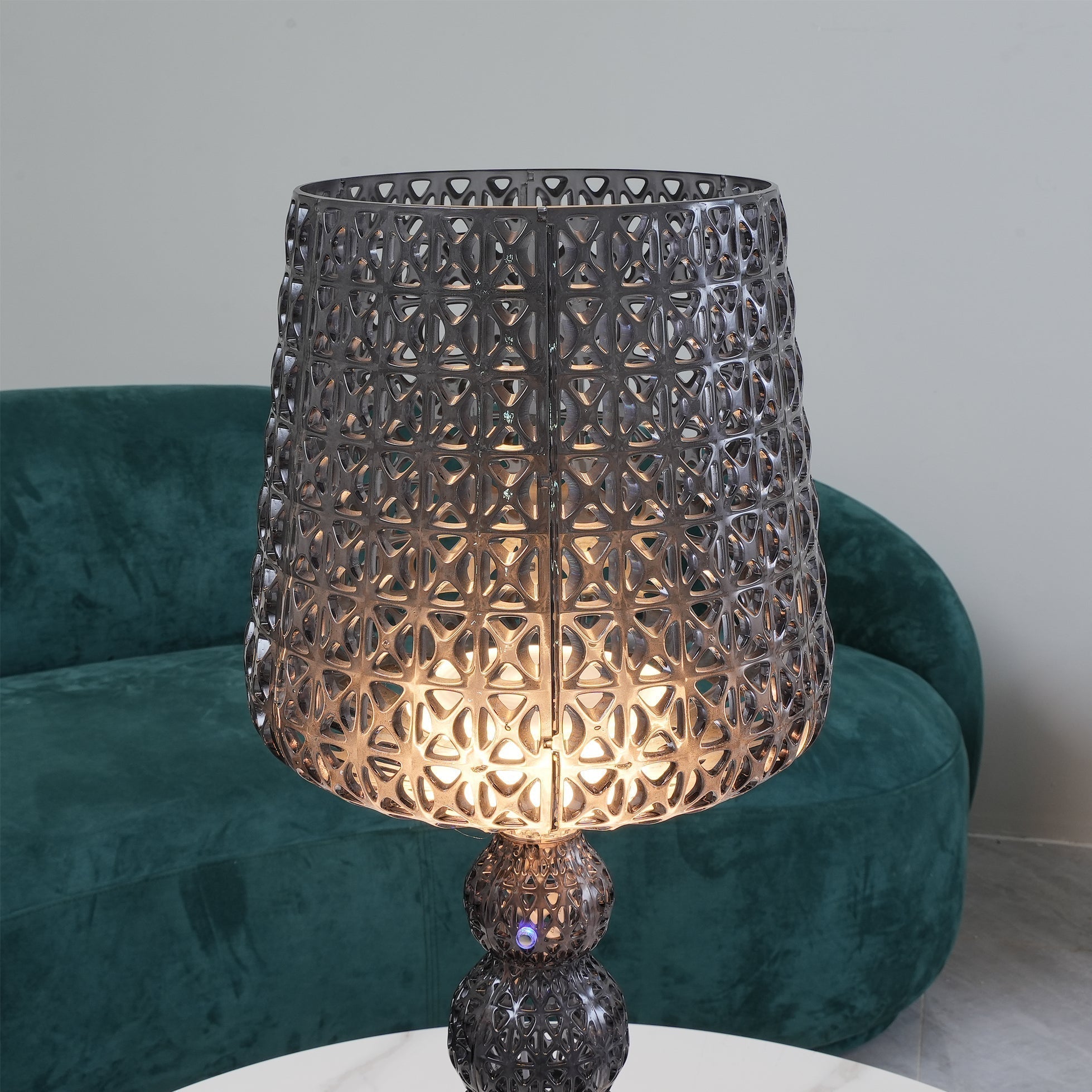 Elegant Kabuki Style Modern Acrylic LED Table Lamp with Dimmable Light