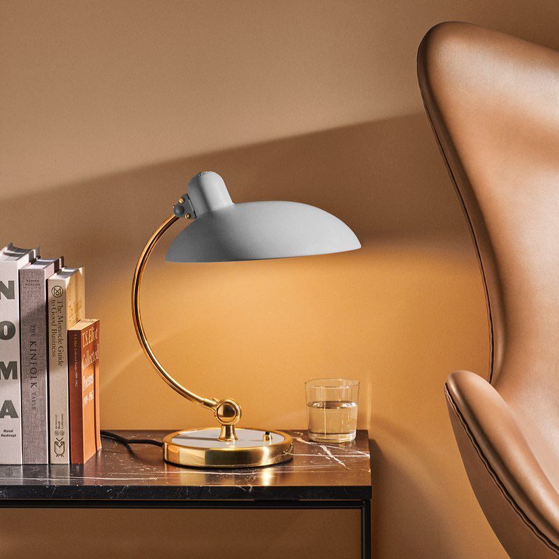 modern-bauhaus-style-metal-table-lamp-elegant-geometric-desk-light-for-office