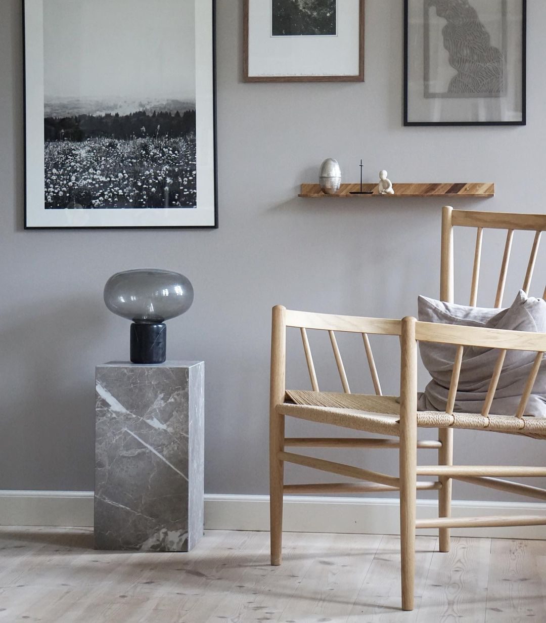 karl-johan-glass-table-lamp-with-black-marble-base-for-modern-home-decor