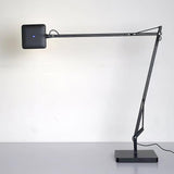 Modern Minimalist LED Desk Lamp Adjustable Metal Table Light for Office and Bedside
