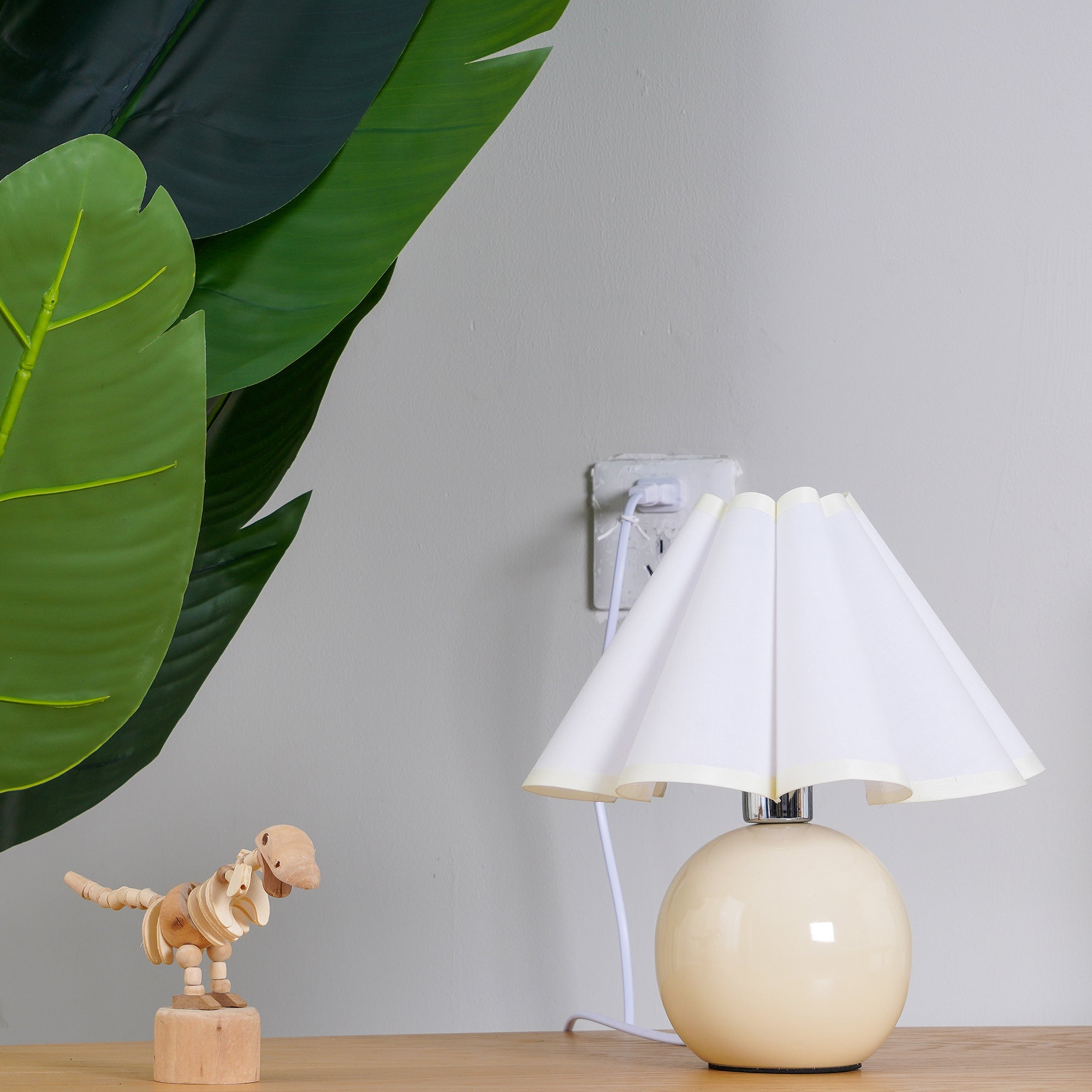 Vintage Ceramic Mushroom Table Lamp with Elegant Knife Pleat Linen Shade