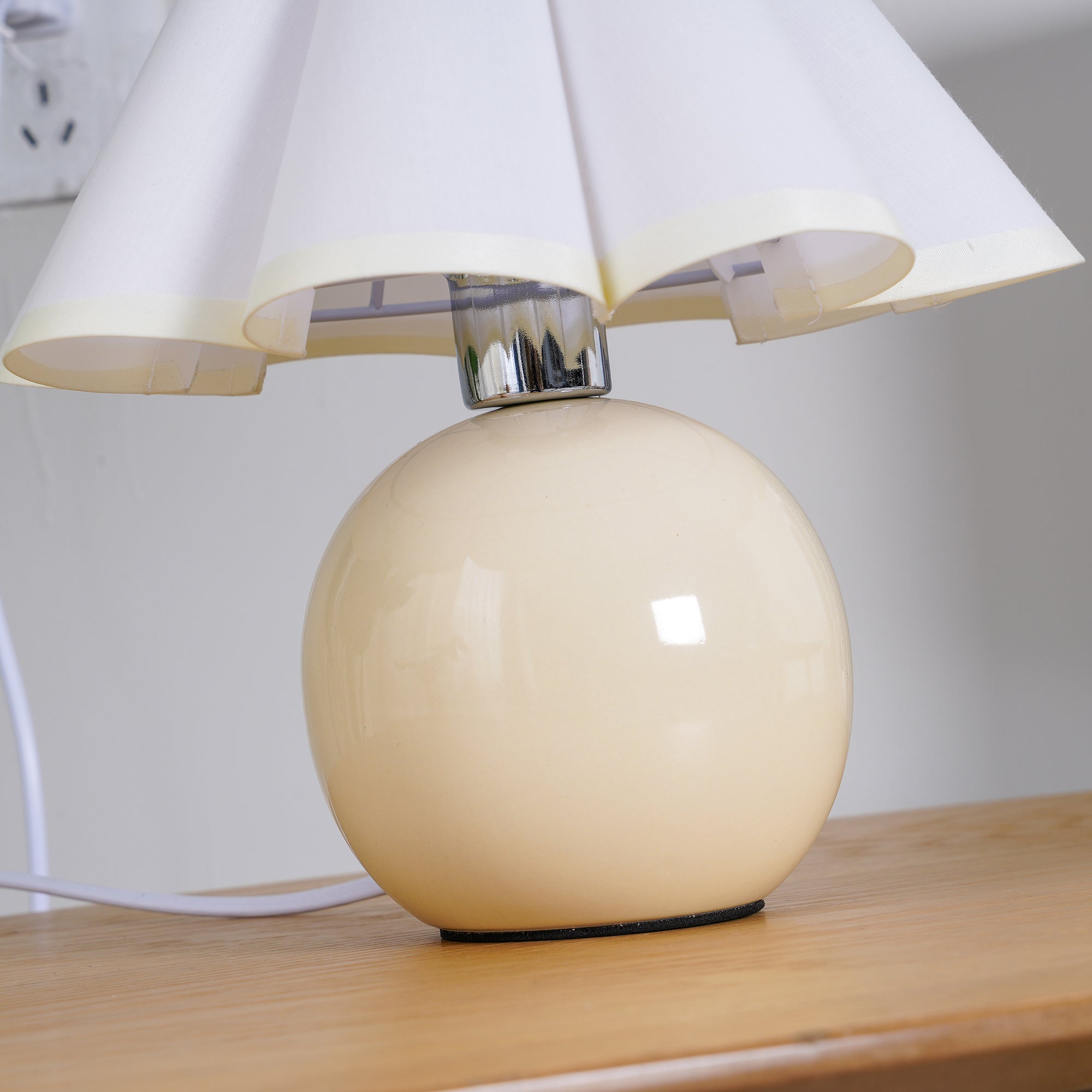 Vintage Ceramic Mushroom Table Lamp with Elegant Knife Pleat Linen Shade