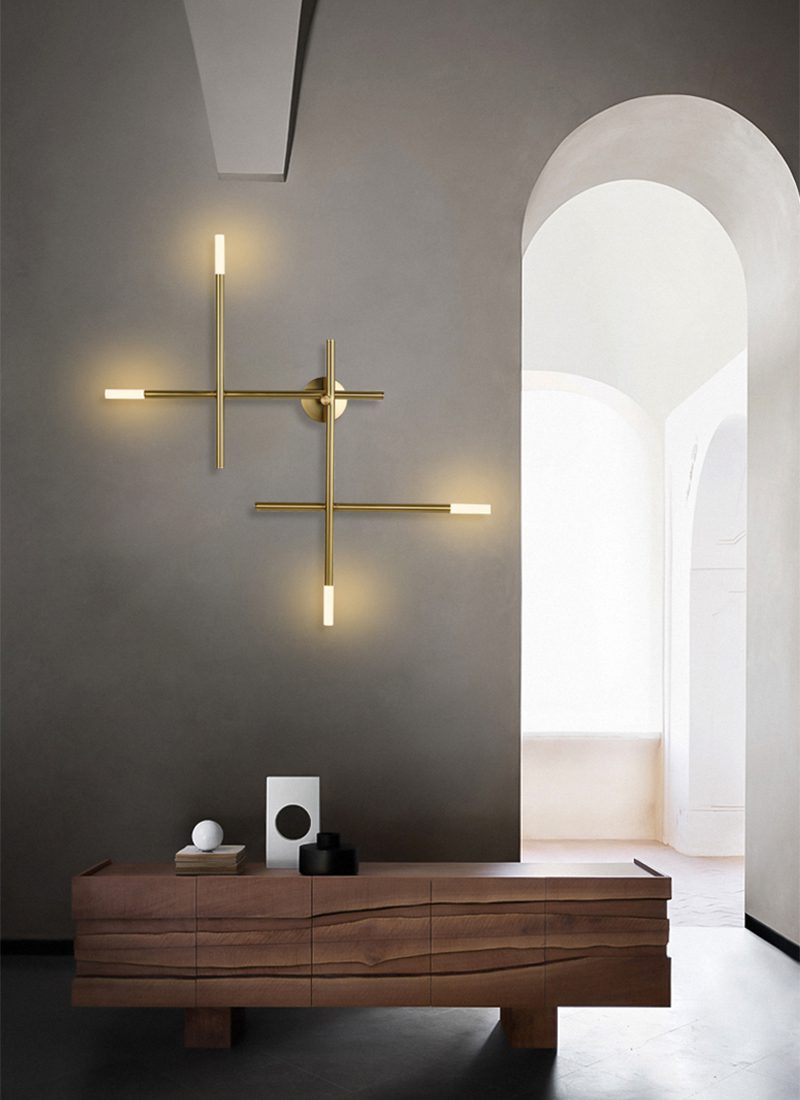 kitami-modern-metal-and-satinated-glass-wall-sconce-for-elegant-home-lighting
