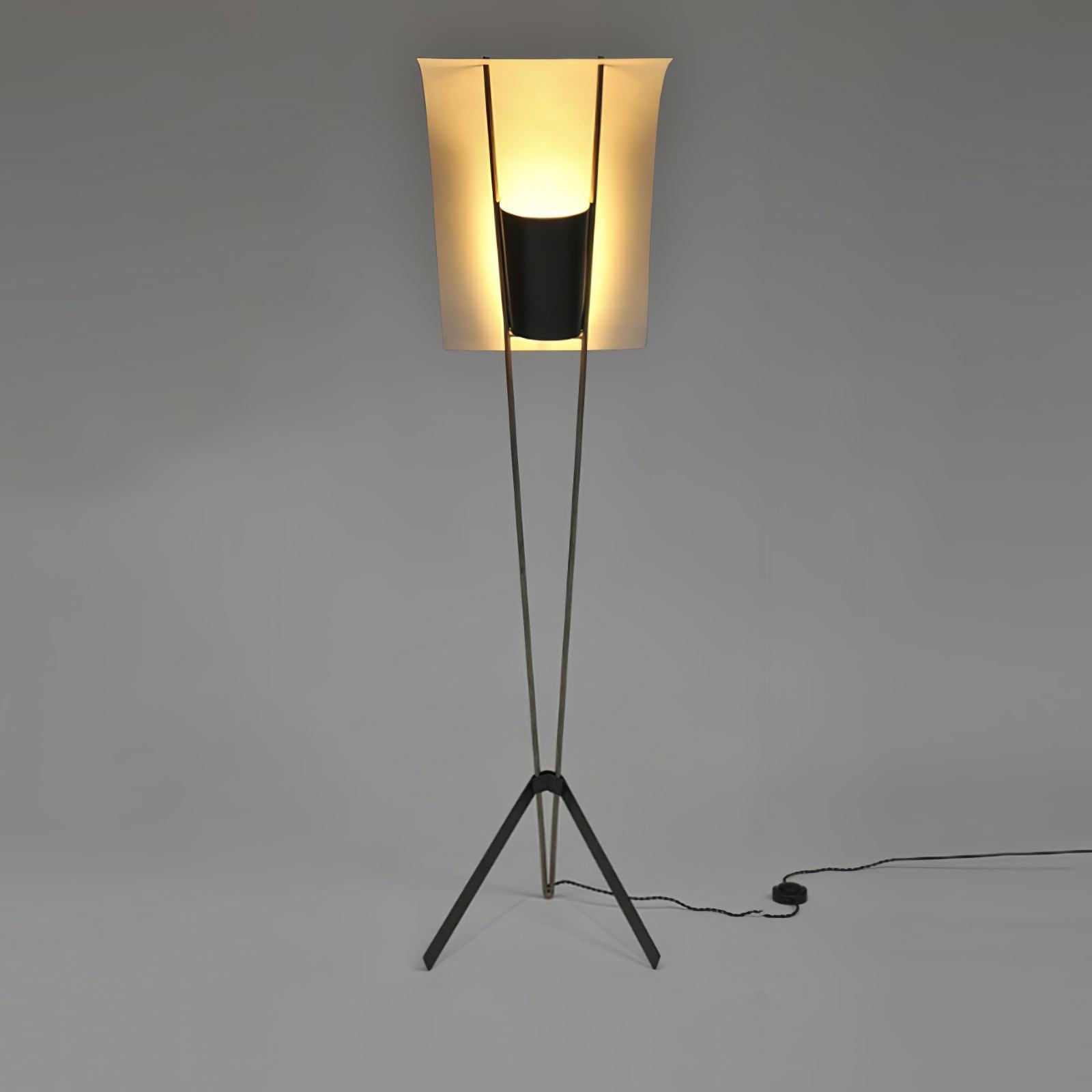 Modern Kite LED Floor Lamp Sculptural Reading Light for Living Room and Bedroom
