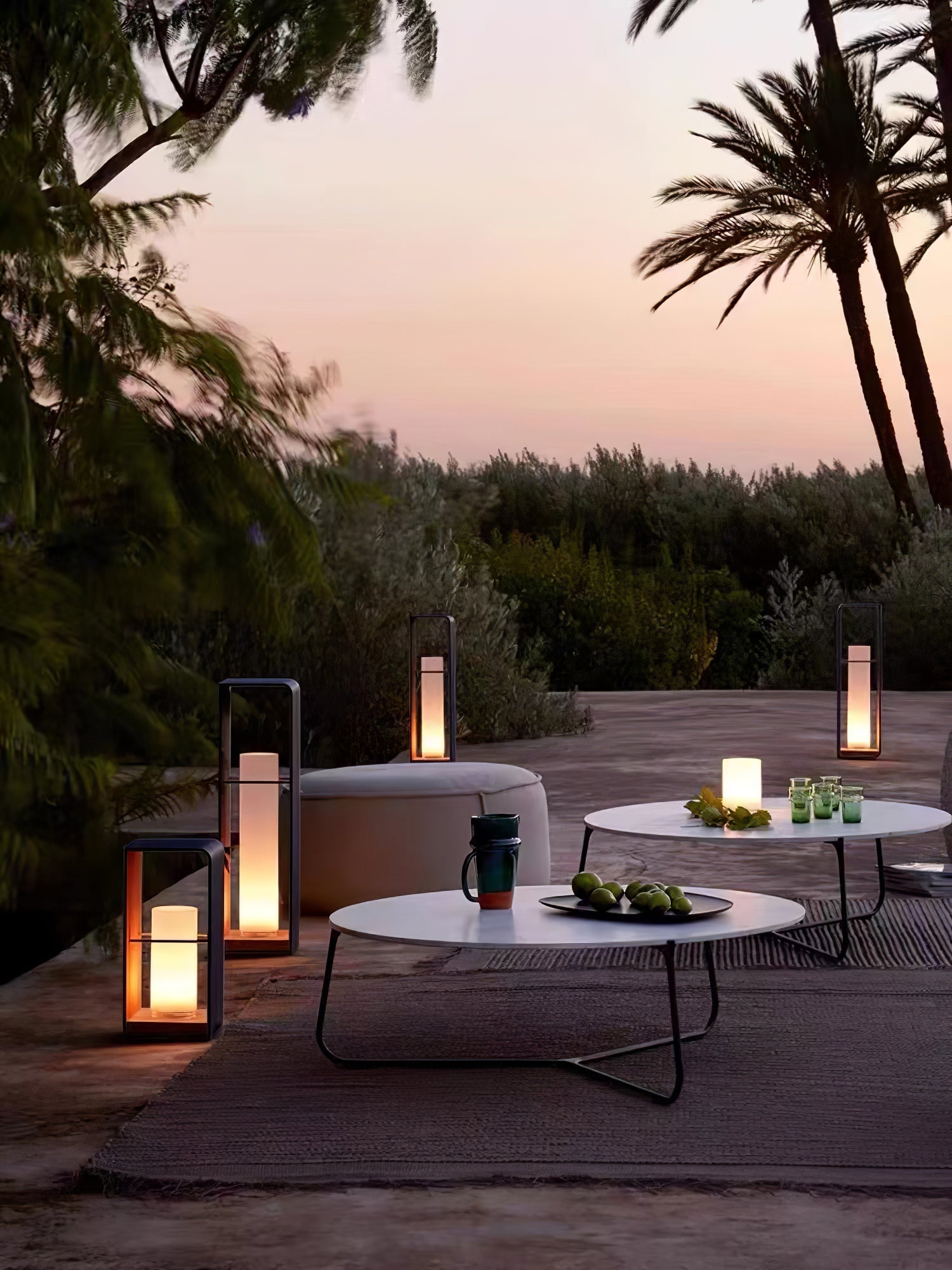 Solar Powered LED Garden Lantern Waterproof Outdoor Pathway Light in Stainless Steel