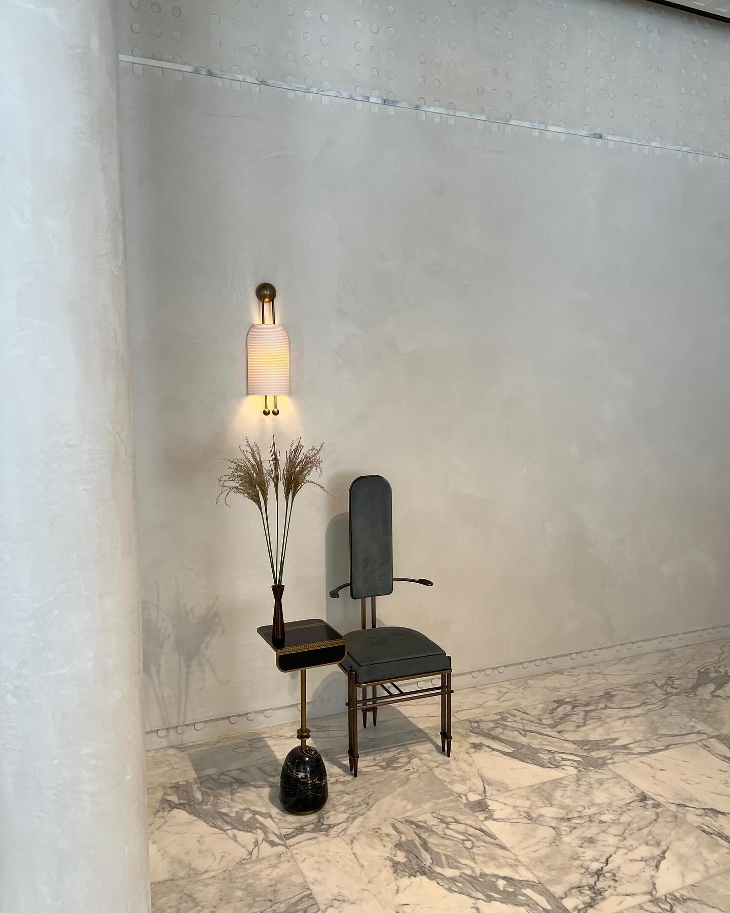 modern-minimalist-glass-lantern-wall-sconce-elegant-indoor-iron-lamp-for-bedroom-or-hallway