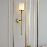 modern-snowflake-alabaster-wall-sconce-with-brass-arm-for-elegant-interior-lighting