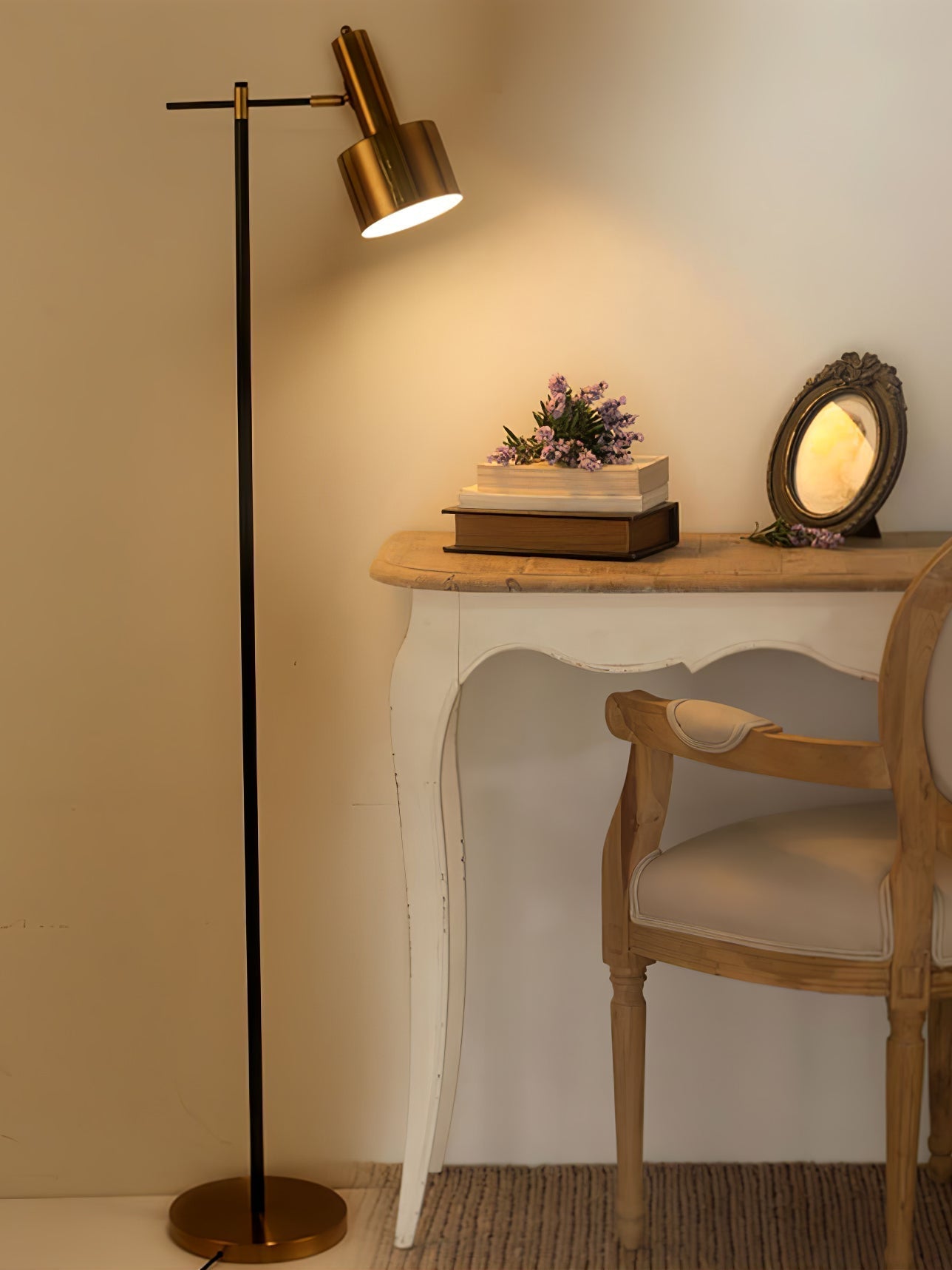 Lento Modern Floor Standing Lamp with Polished Gold and Black Finish