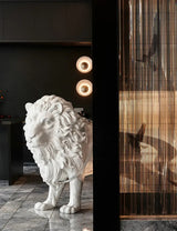 life-size-leo-lion-sculpture-floor-lamp-decorative-animal-led-light-for-luxury-home-interiors